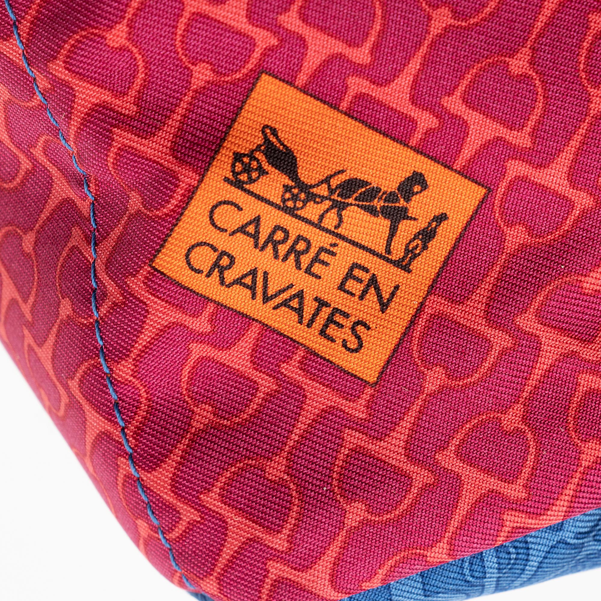 ARNYSバッグ　charvet HERMES hender scheme Mightychic | The pinnacle of Hermès artistry. The HAC 40 Cosmos