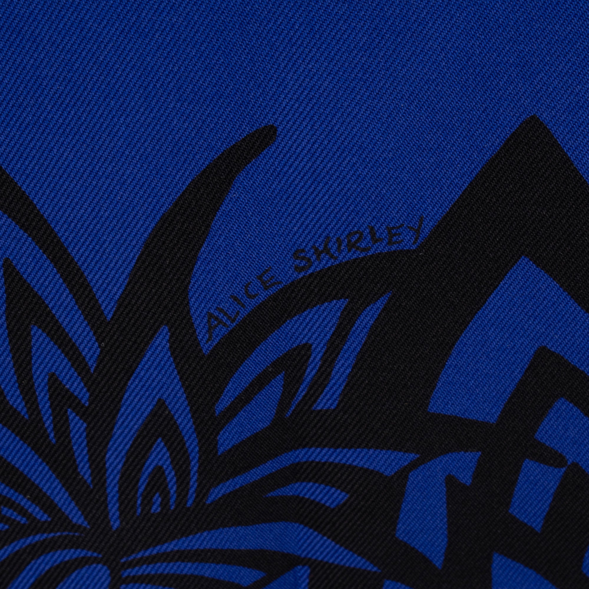 Hermes Silk Three Graces 90cm Scarf (SHF-UEkku5)