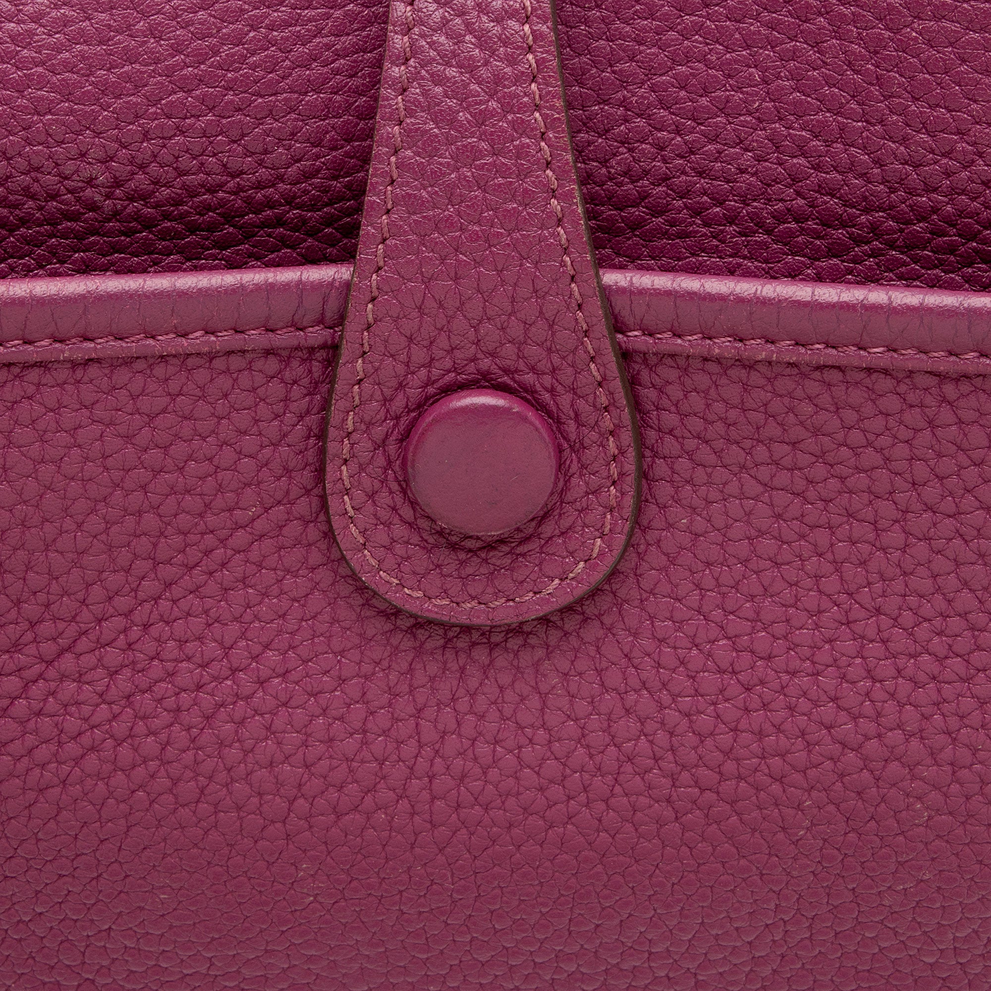 Hermes Taurillon Clemence Evelyne III PM Shoulder Bag