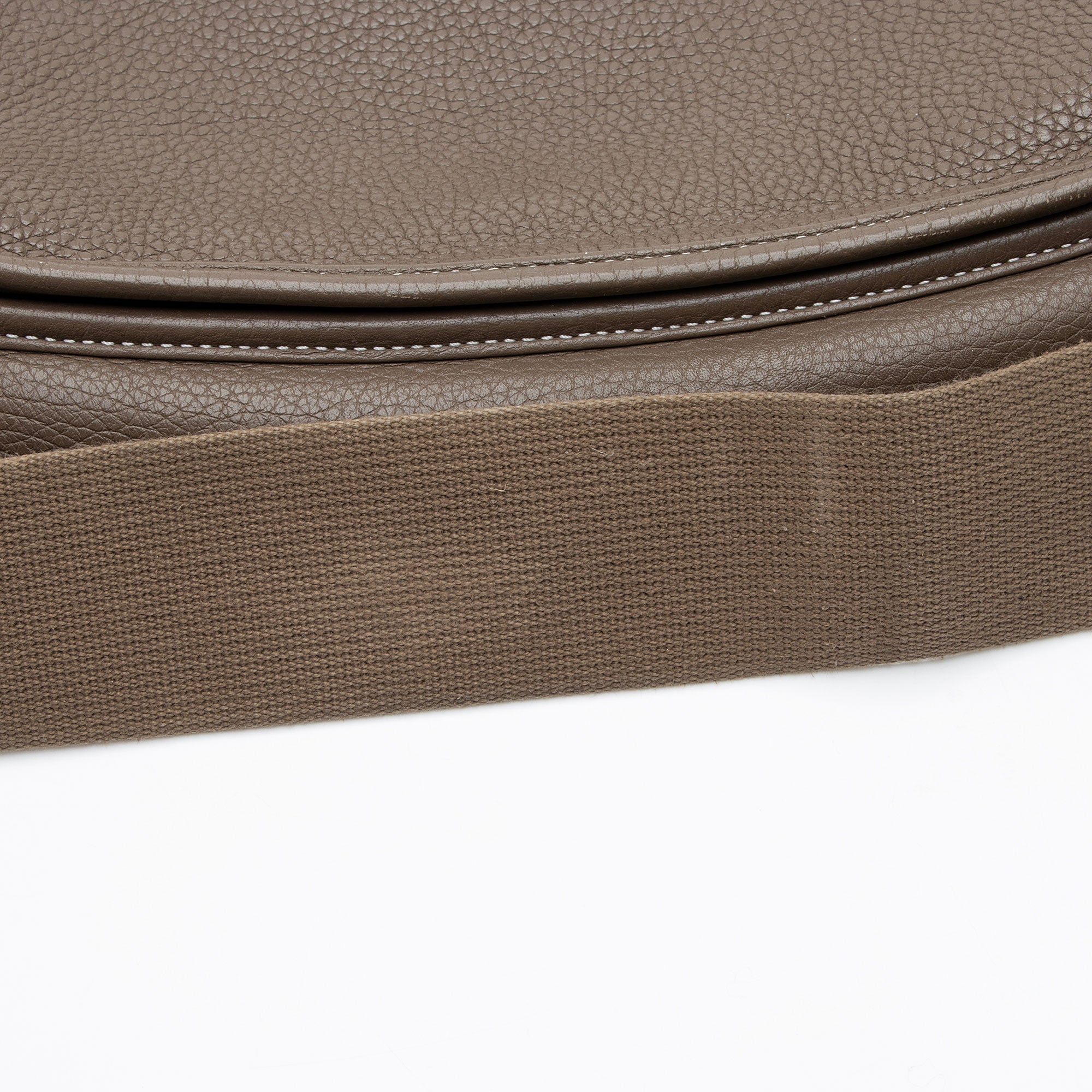 Hermes Taurillon Clemence Evelyne III PM Shoulder Bag