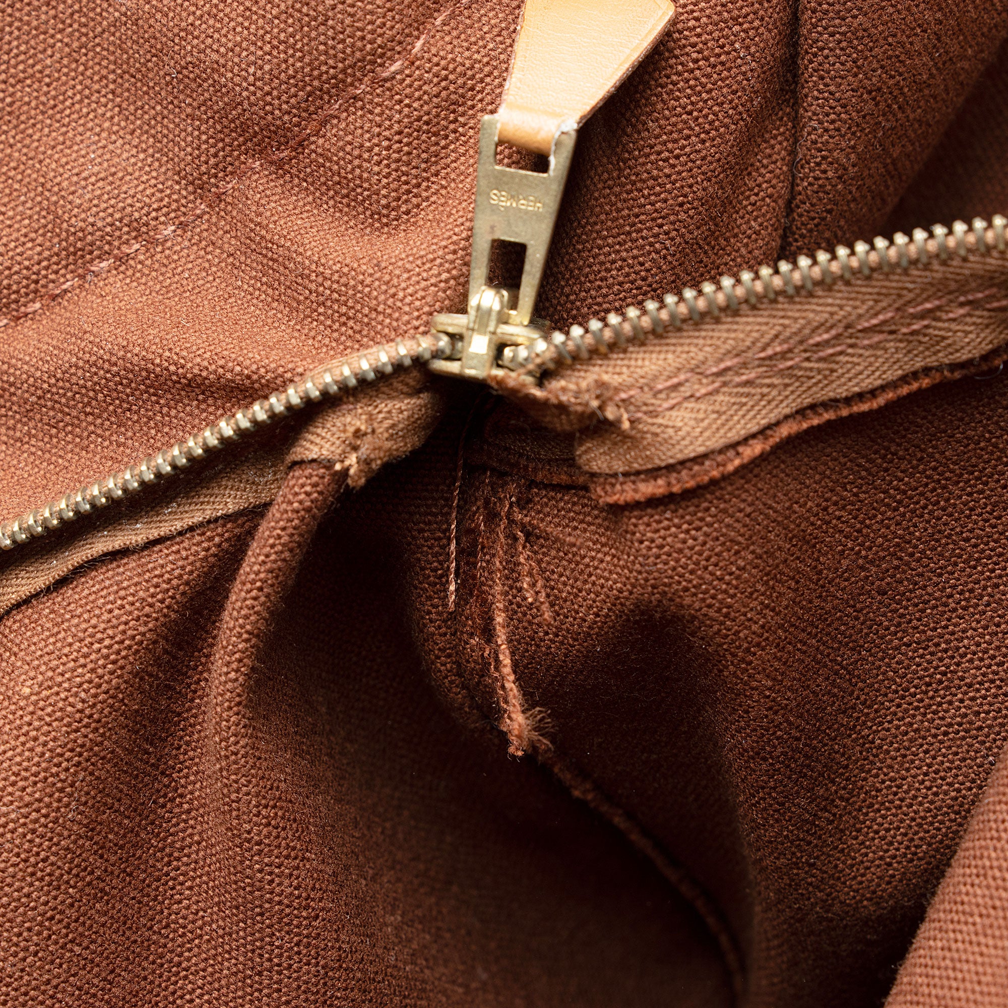 Hermes Vintage Canvas Herline MM Tote (SHF-ZDuu4C)