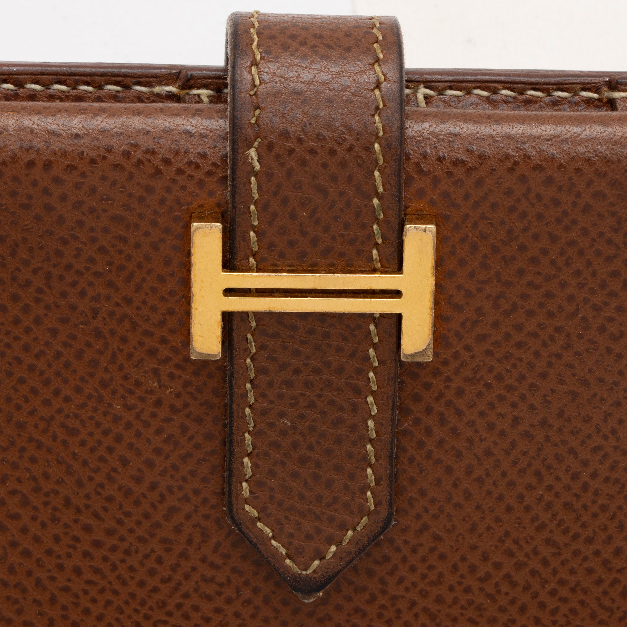 Hermes Vintage Veau Grain Lisse Bearn Wallet (SHF-ApSlRO)