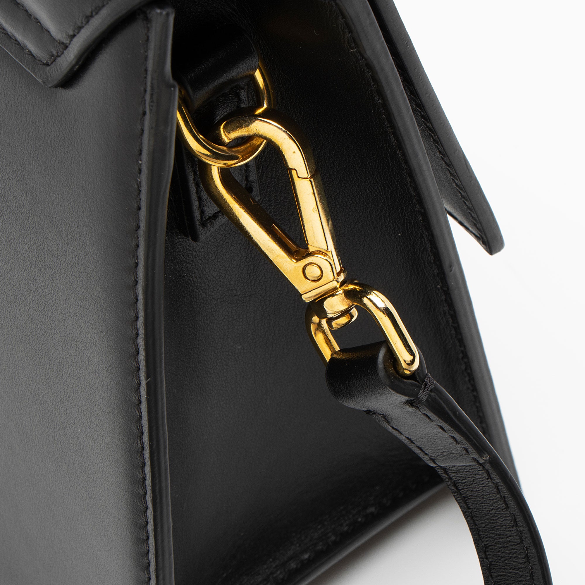 Jacquemus Leather Le Chiquito Moyen Large Bag (SHF-J9XyYK)