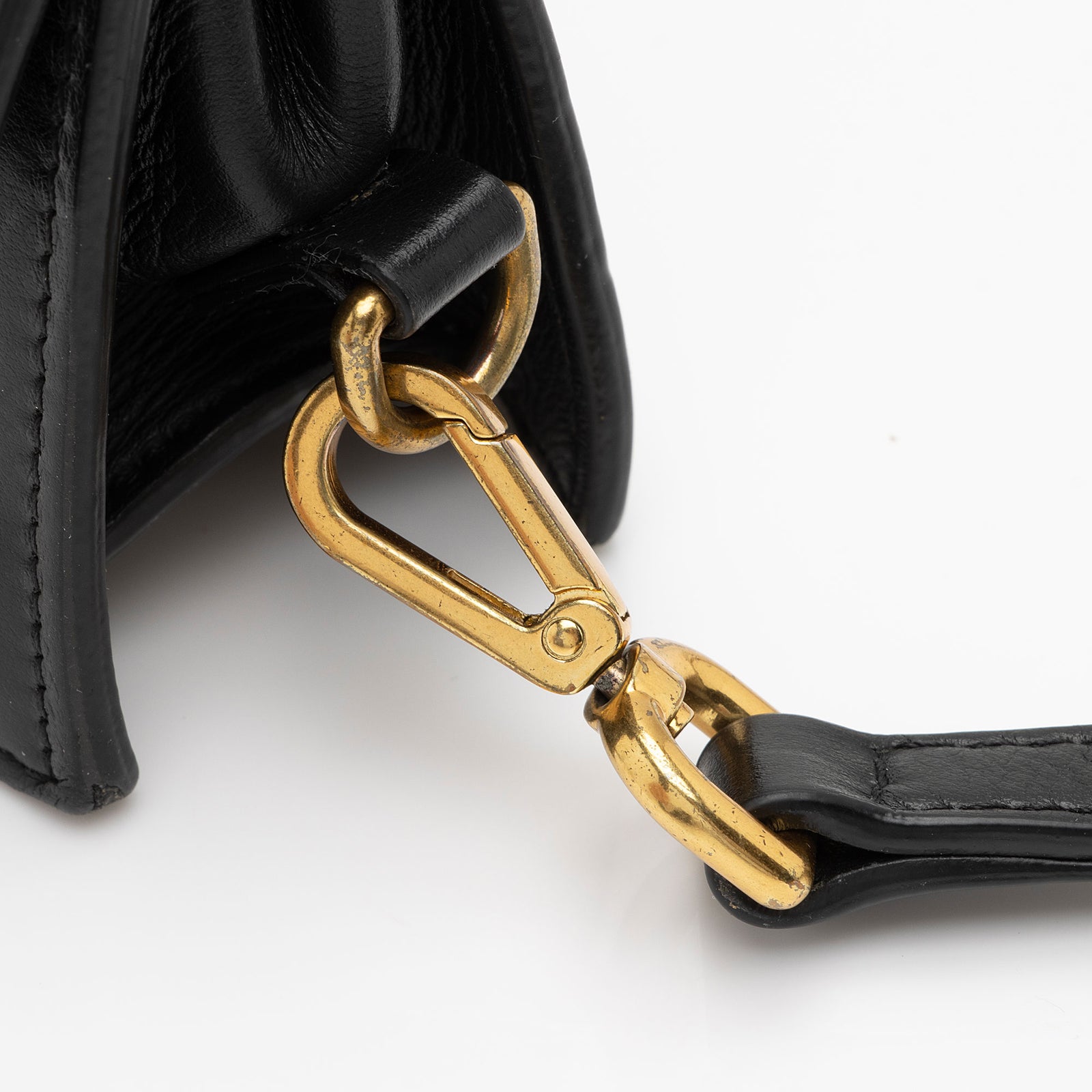 Jacquemus Smooth Leather Le Chiquito Mini Bag SHF q5jT2i LuxeDH