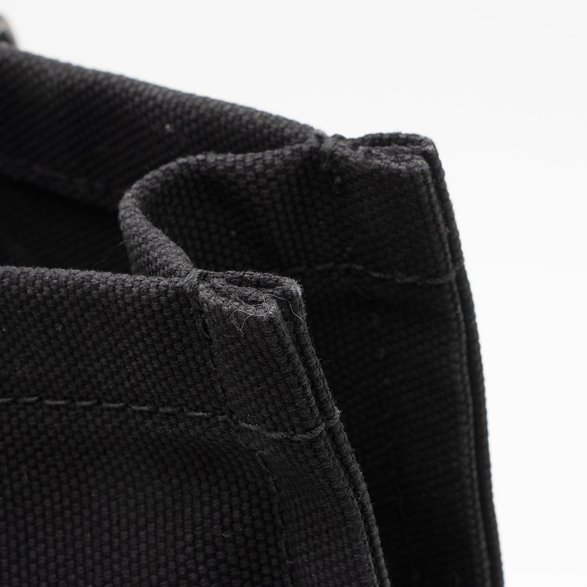 Jimmy Choo Canvas Logo North South Tote (SHF-6VzXlP)