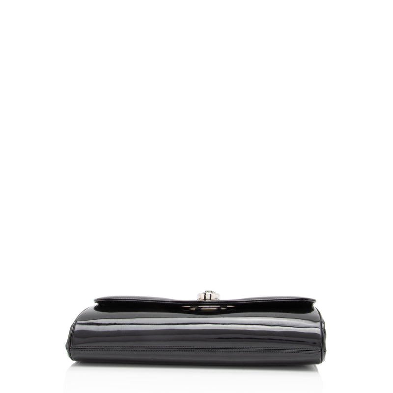 Judith Leiber Patent Leather Crystal Turnlock Clutch (SHF-D1Or7j)