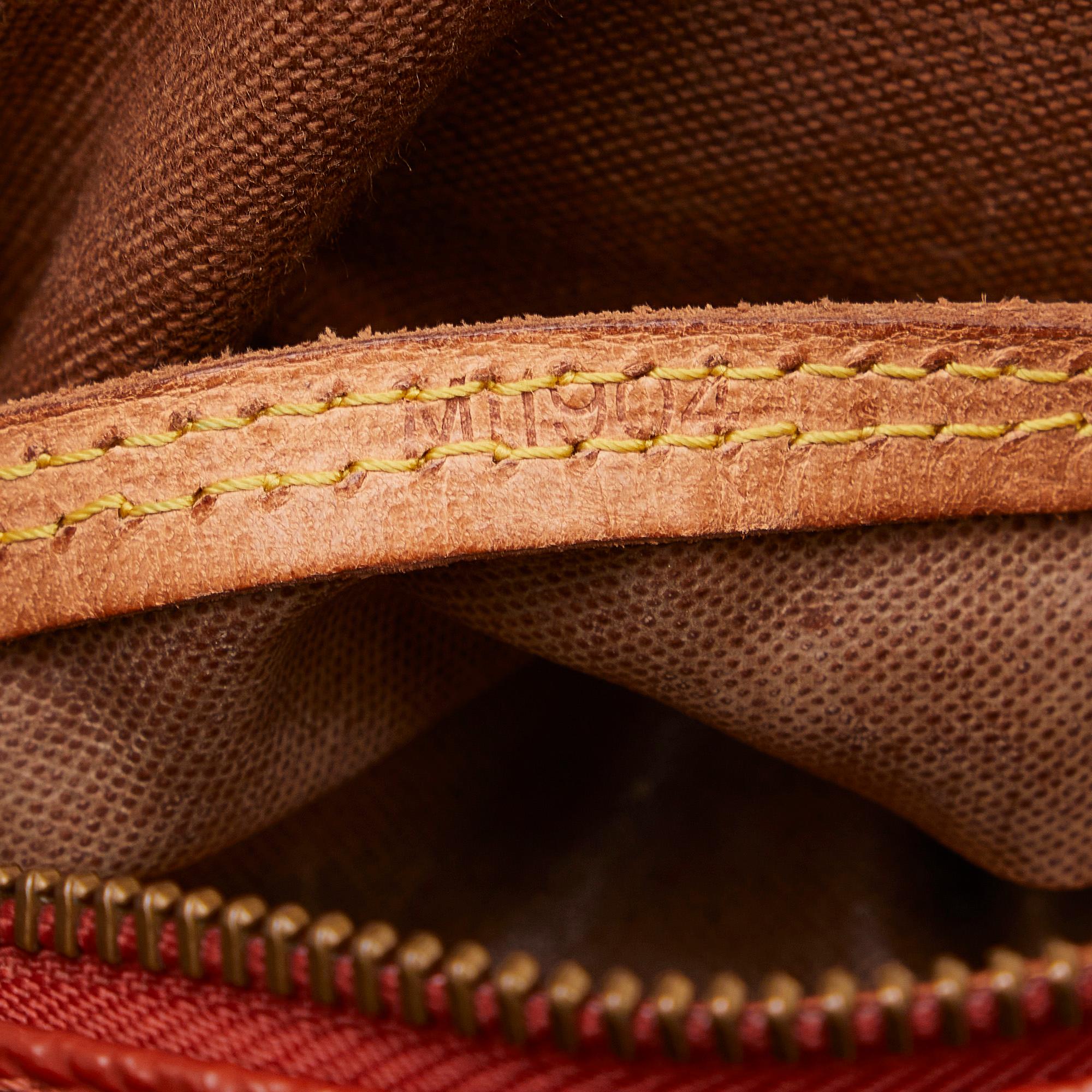 Louis Vuitton 1995 Americas Cup Touquet Bag (SHG-CglFG5)