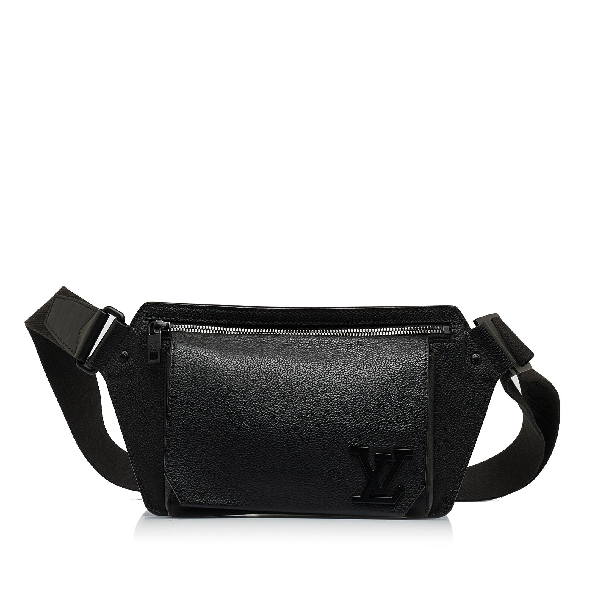 Louis Vuitton Aerogram Takeoff Sling (SHG-Tu0SKL)