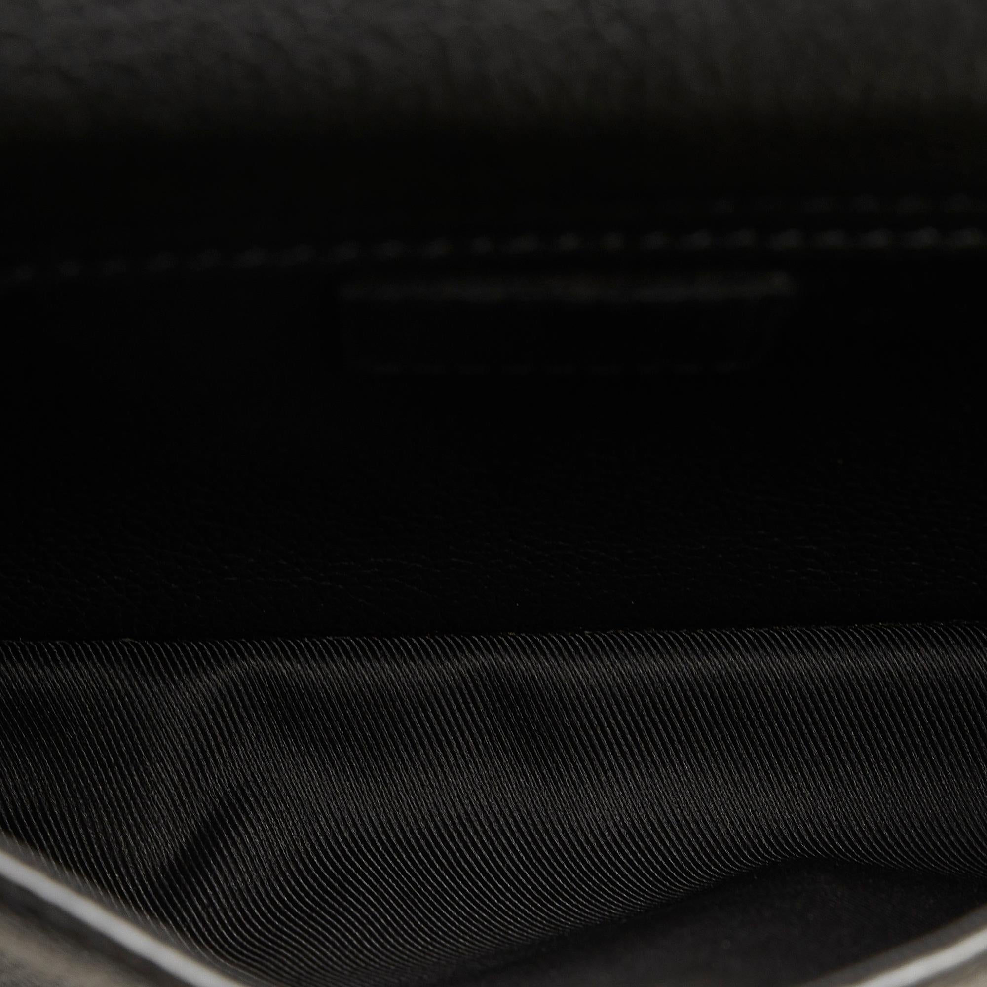 Louis Vuitton Aerogram Takeoff Sling (SHG-Tu0SKL)