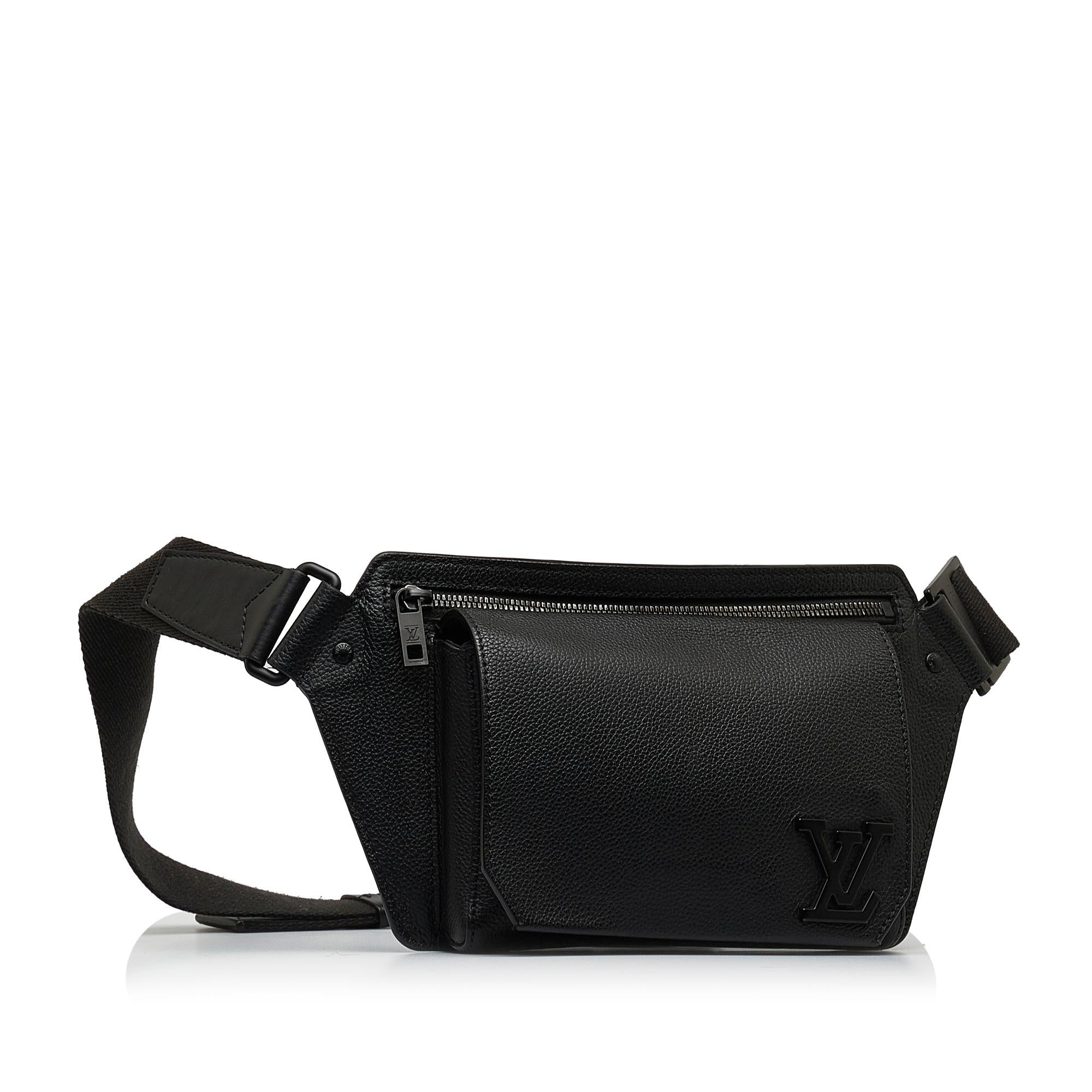 Louis Vuitton Aerogram Takeoff Sling (SHG-Tu0SKL)