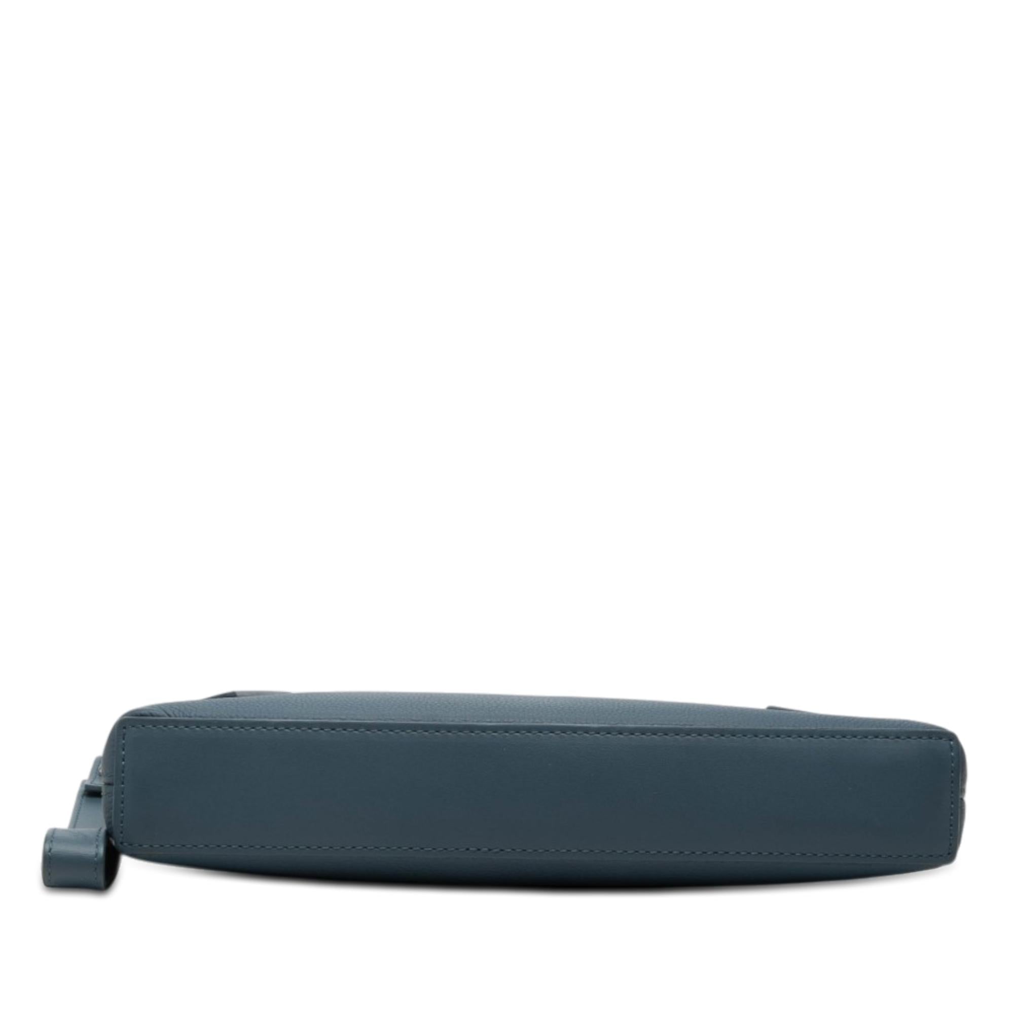 Louis Vuitton Aerogram Takeoff iPad Pouch