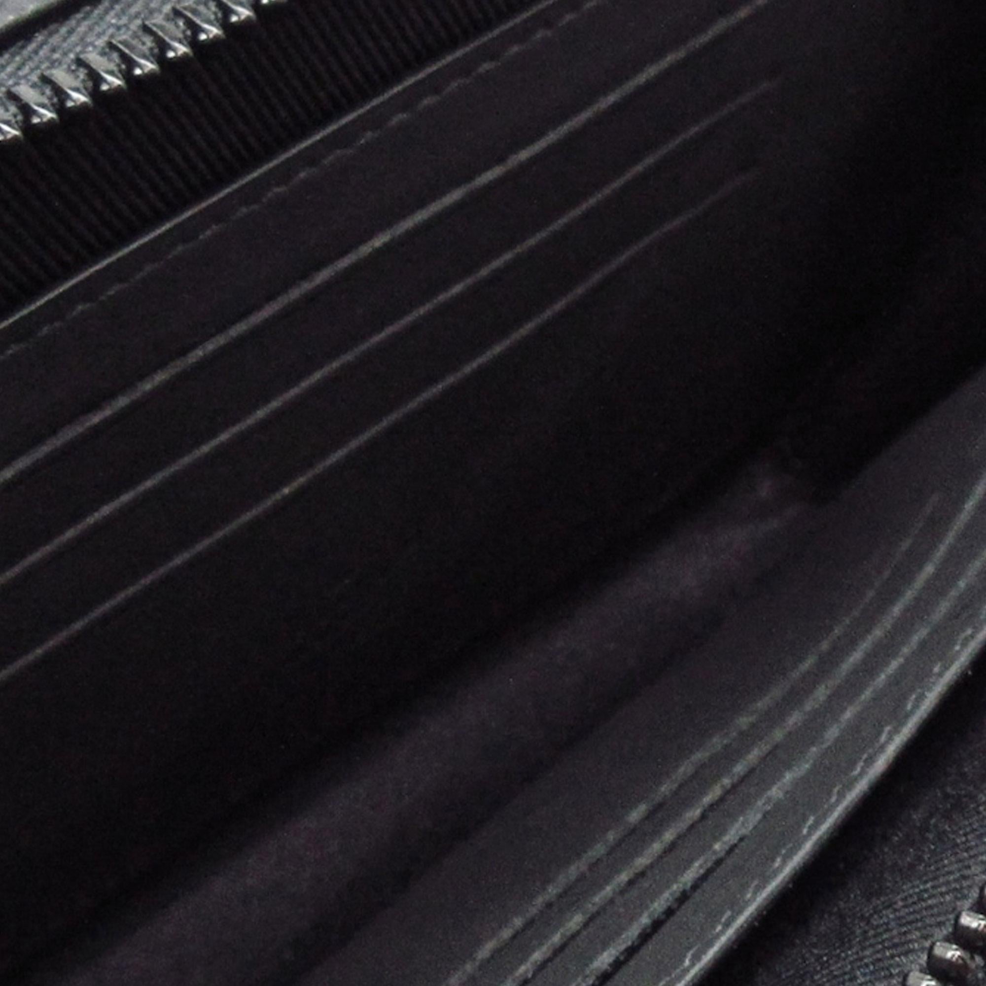 Louis Vuitton Alpha Wearable Wallet (SHG-DFheUM)