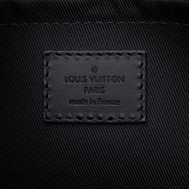 Shop Louis Vuitton Louis Vuitton KEEPALL BANDOULIÈRE 40 by Bellaris