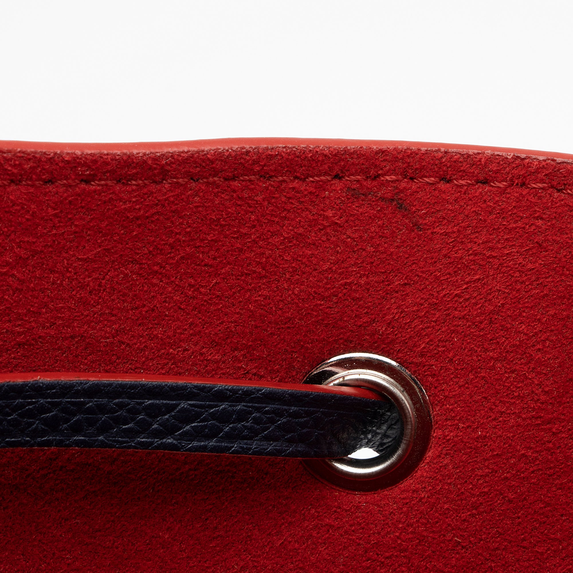 Louis Vuitton Calfskin Braided Lockme Bucket Bag (SHF-bMf3Q3)