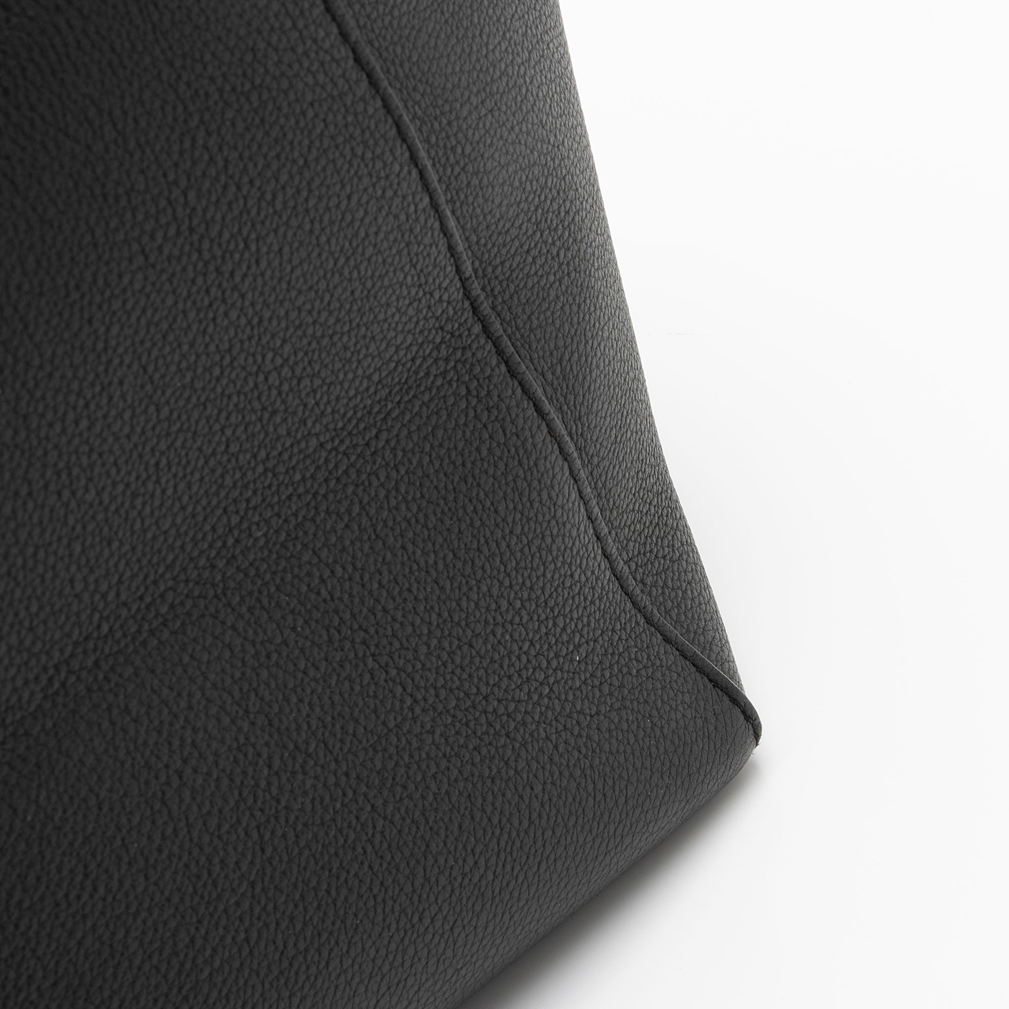 Louis Vuitton Calfskin Lockme Cabas Tote (SHF-7iUW7Z)