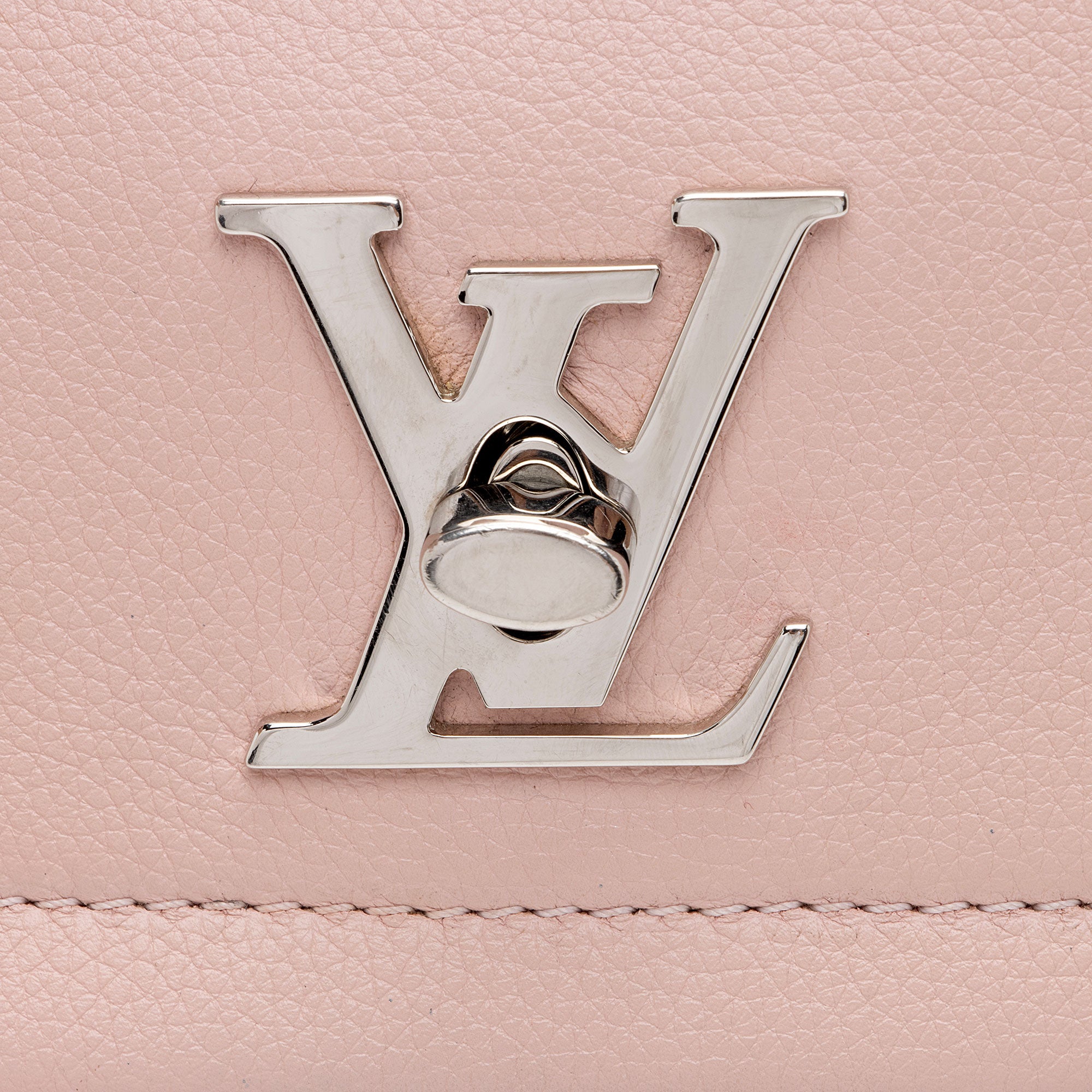 Louis Vuitton Calfskin Lockme II BB Shoulder Bag (SHF-6J0mNj)