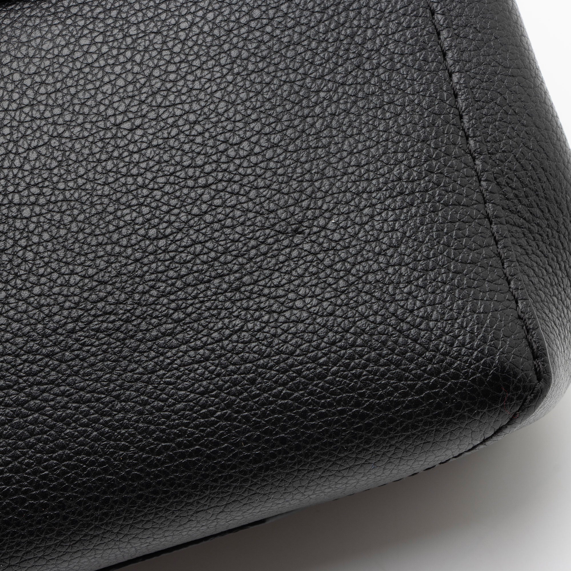 Louis Vuitton Calfskin Lockme II BB Shoulder Bag