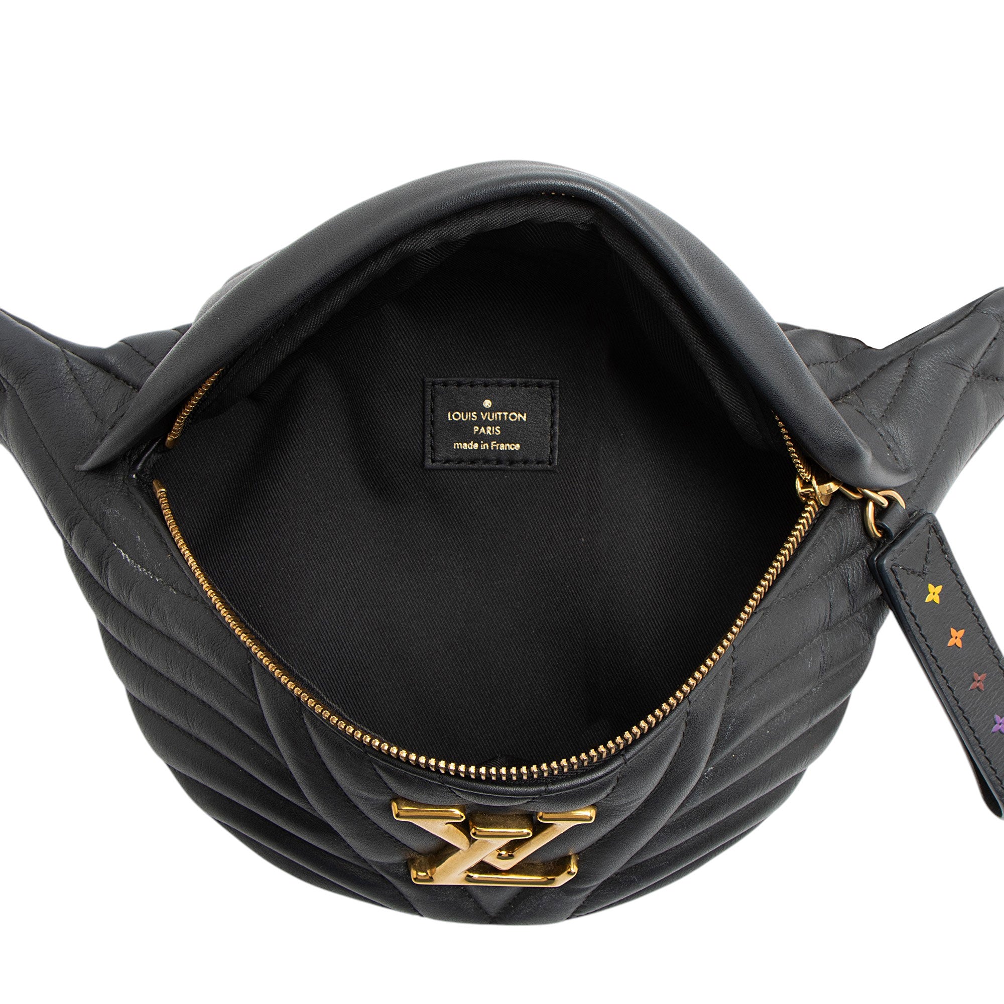 Louis Vuitton Calfskin New Wave Bumbag (SHF-XjMMSU)