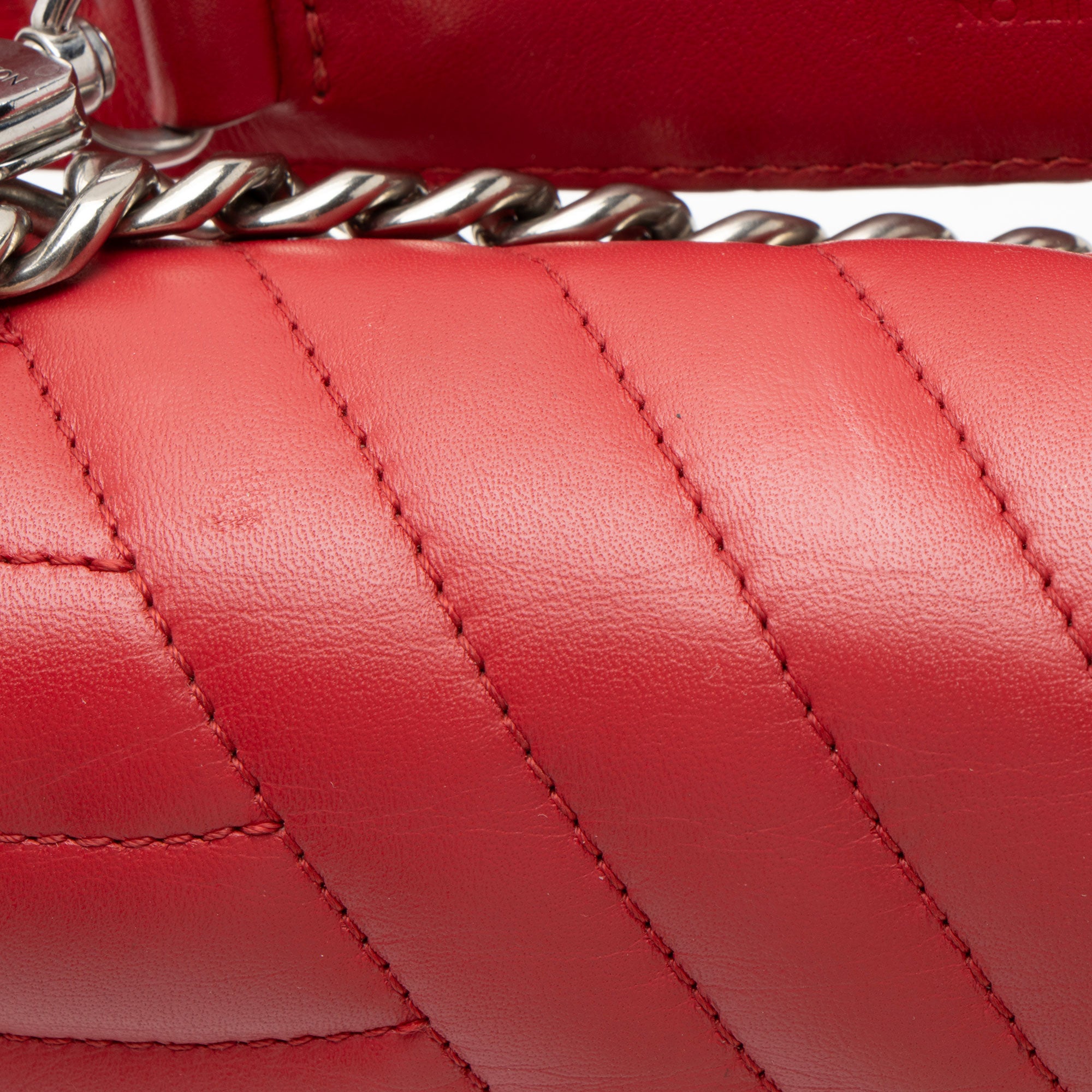 Louis Vuitton Calfskin New Wave Chain MM Shoulder Bag