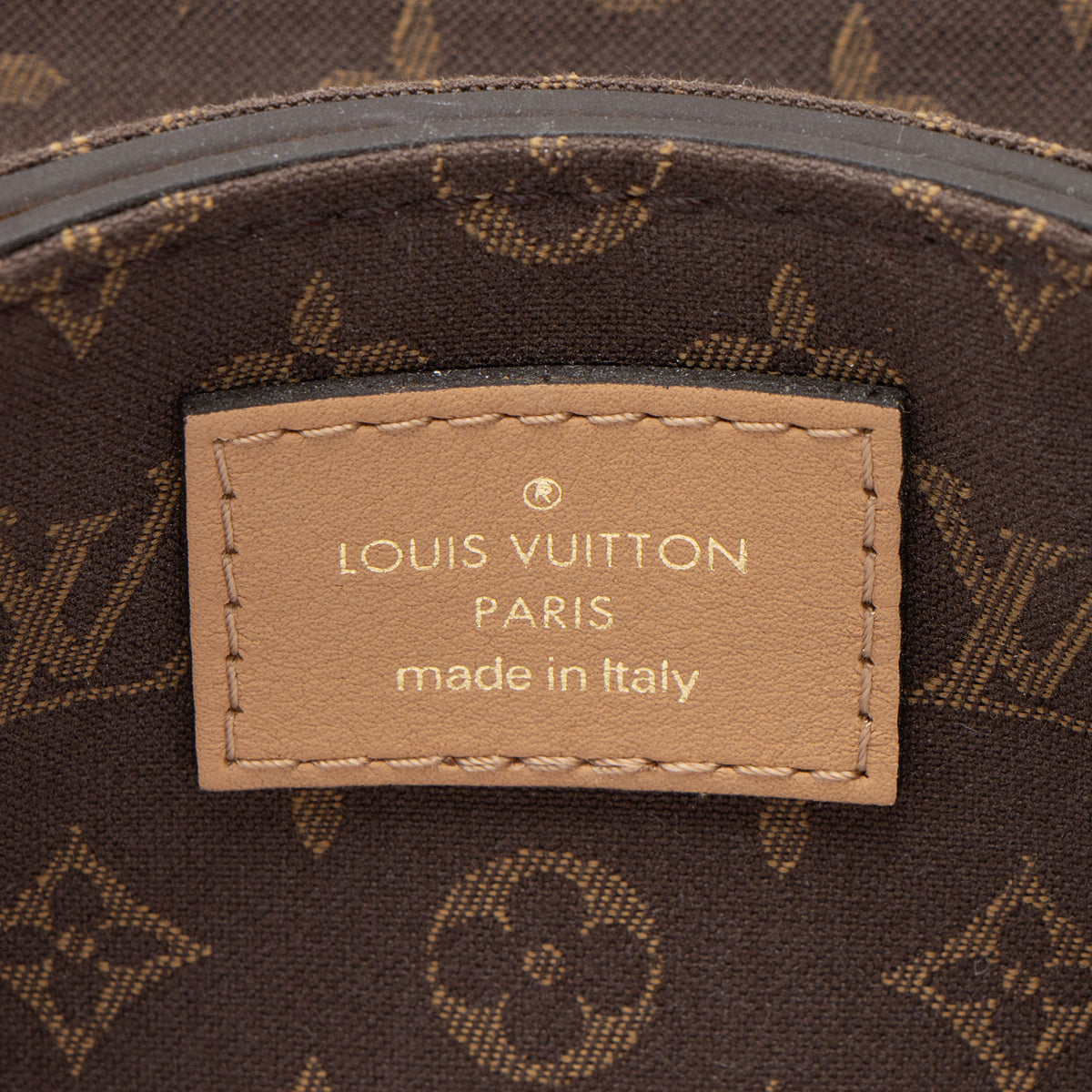 Louis Vuitton Calfskin Rendez-Vous Shoulder Bag