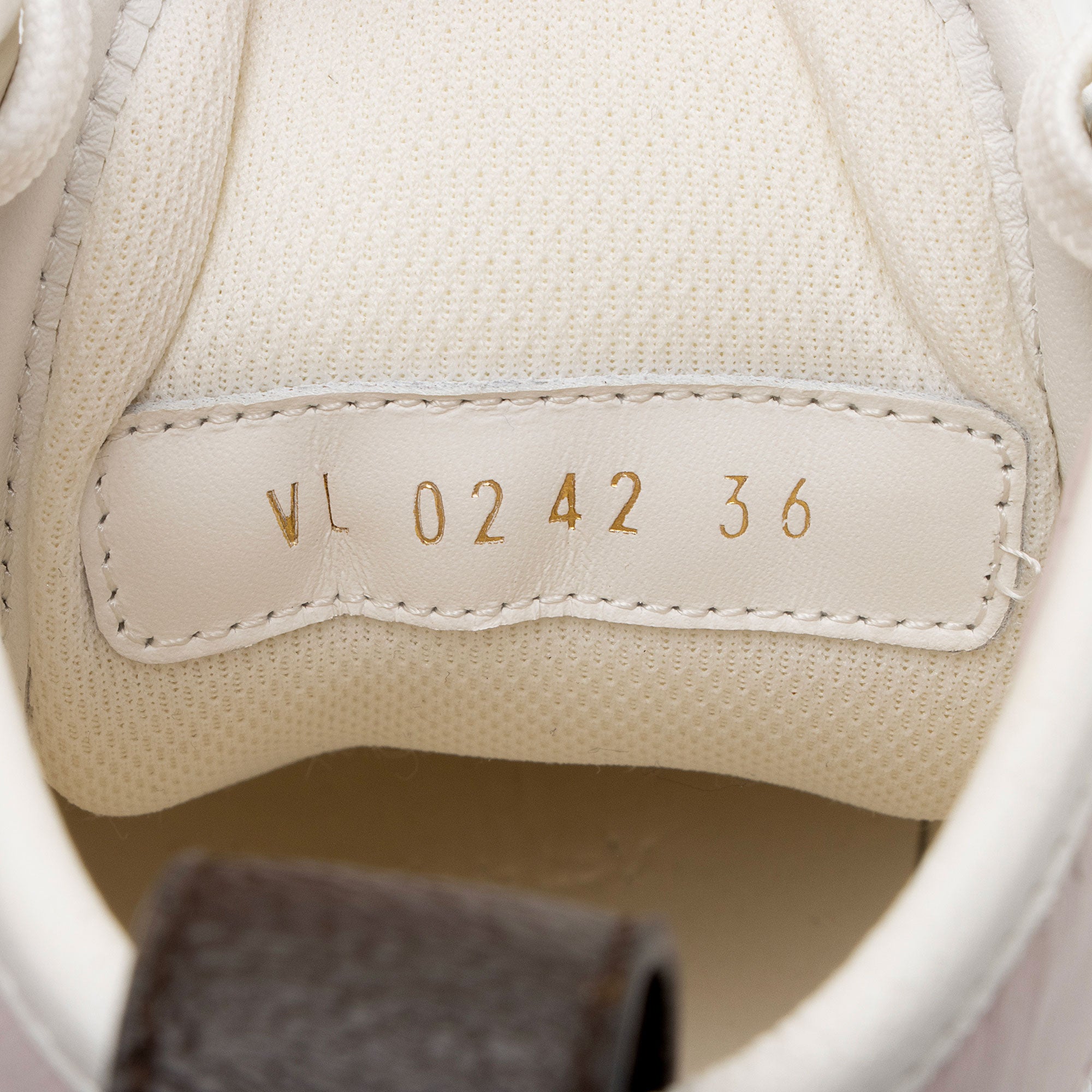Louis Vuitton Canvas LV Squad Sneakers - Size 6 / 36 (SHF-S2Y7aC)