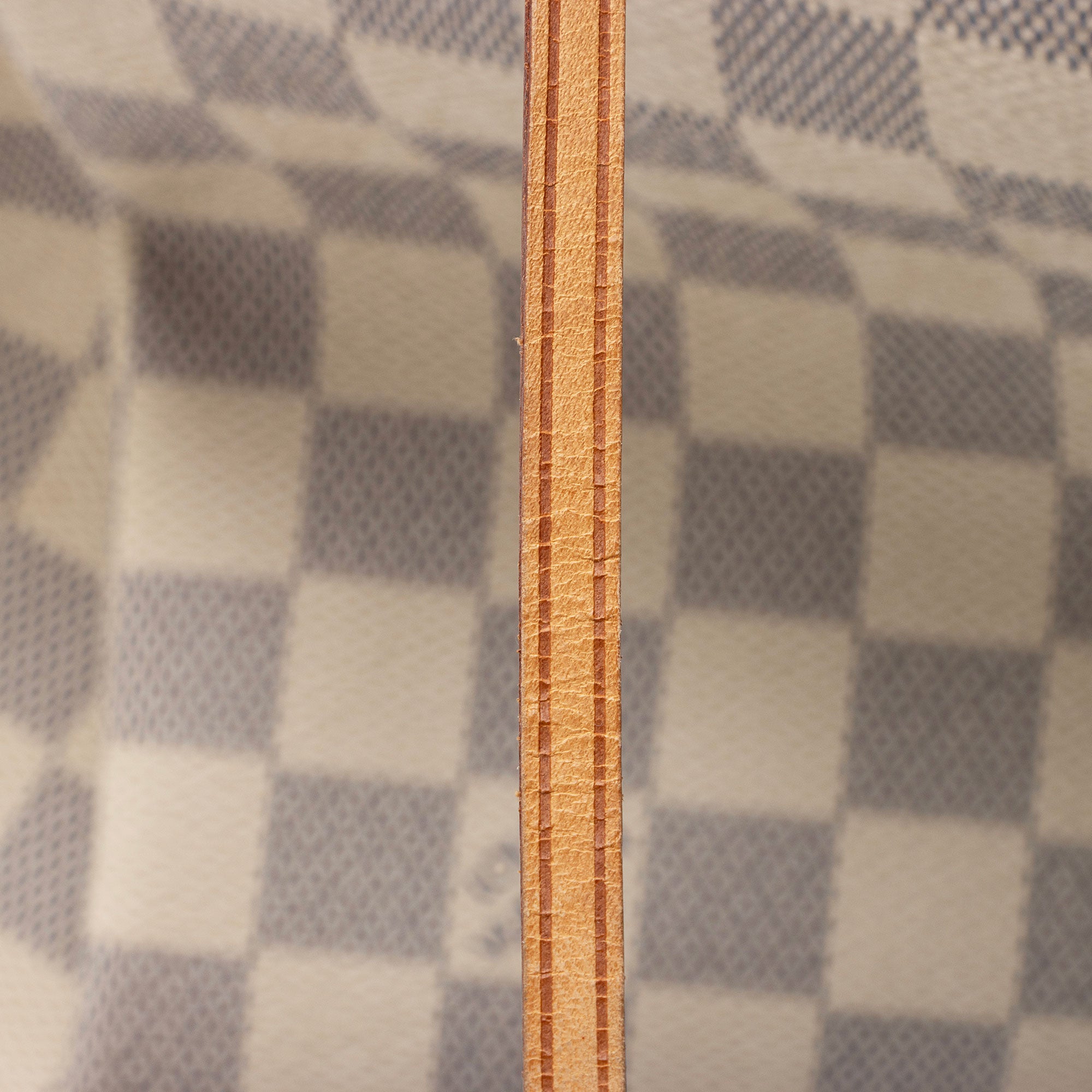 Louis Vuitton Damier Azur Artsy MM Shoulder Bag (SHF-2DoCfw)