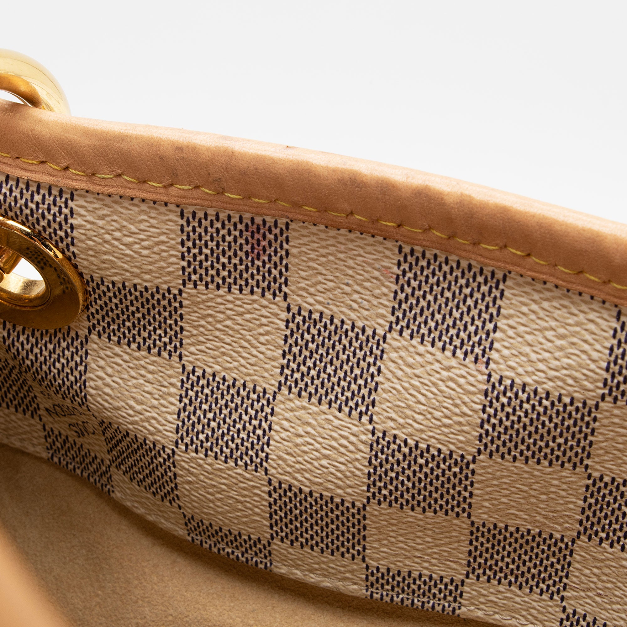 Louis Vuitton Damier Azur Artsy MM Shoulder Bag (SHF-t0GOGi)