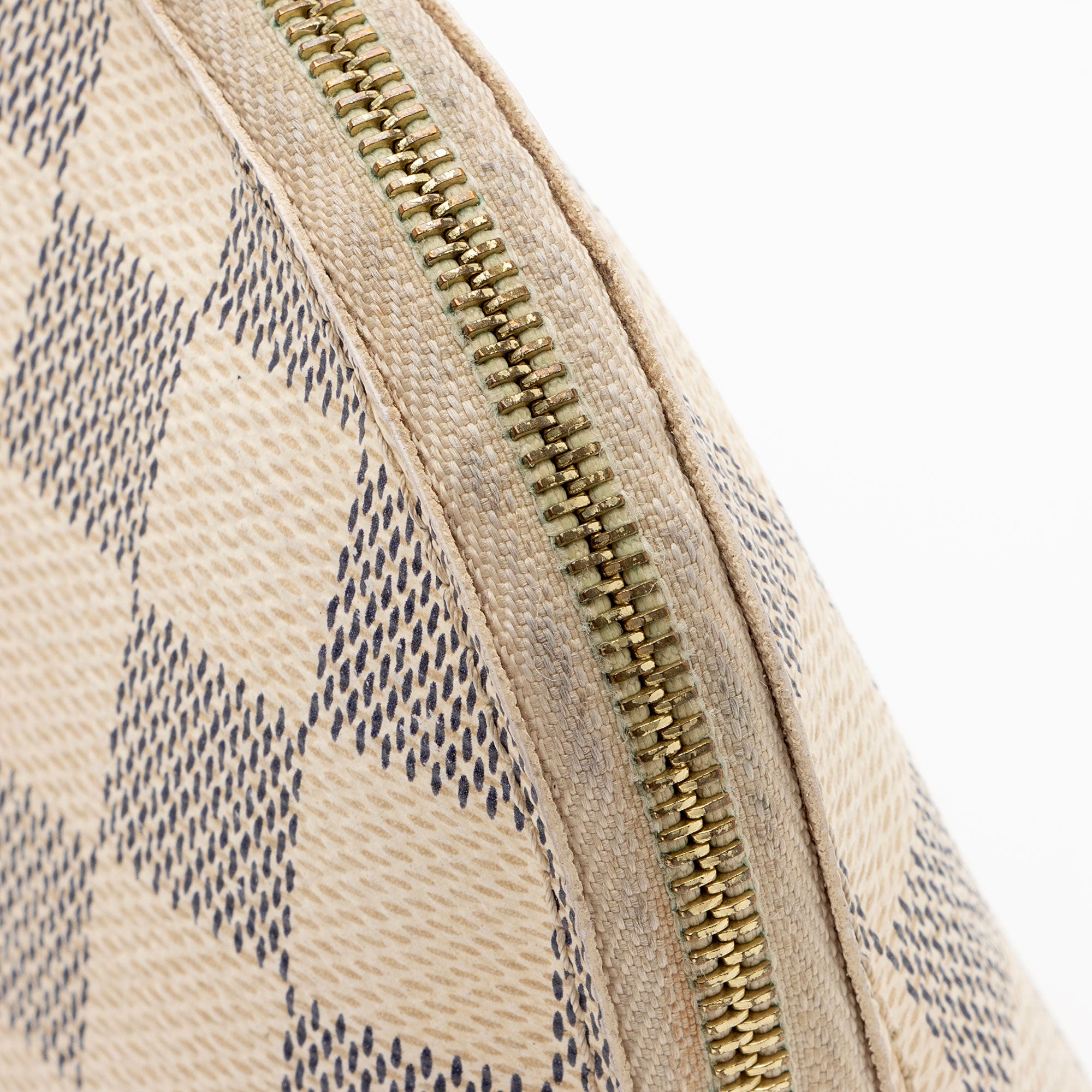 Louis Vuitton Damier Azur Cosmetic Pouch (SHF-pIV9Cs)