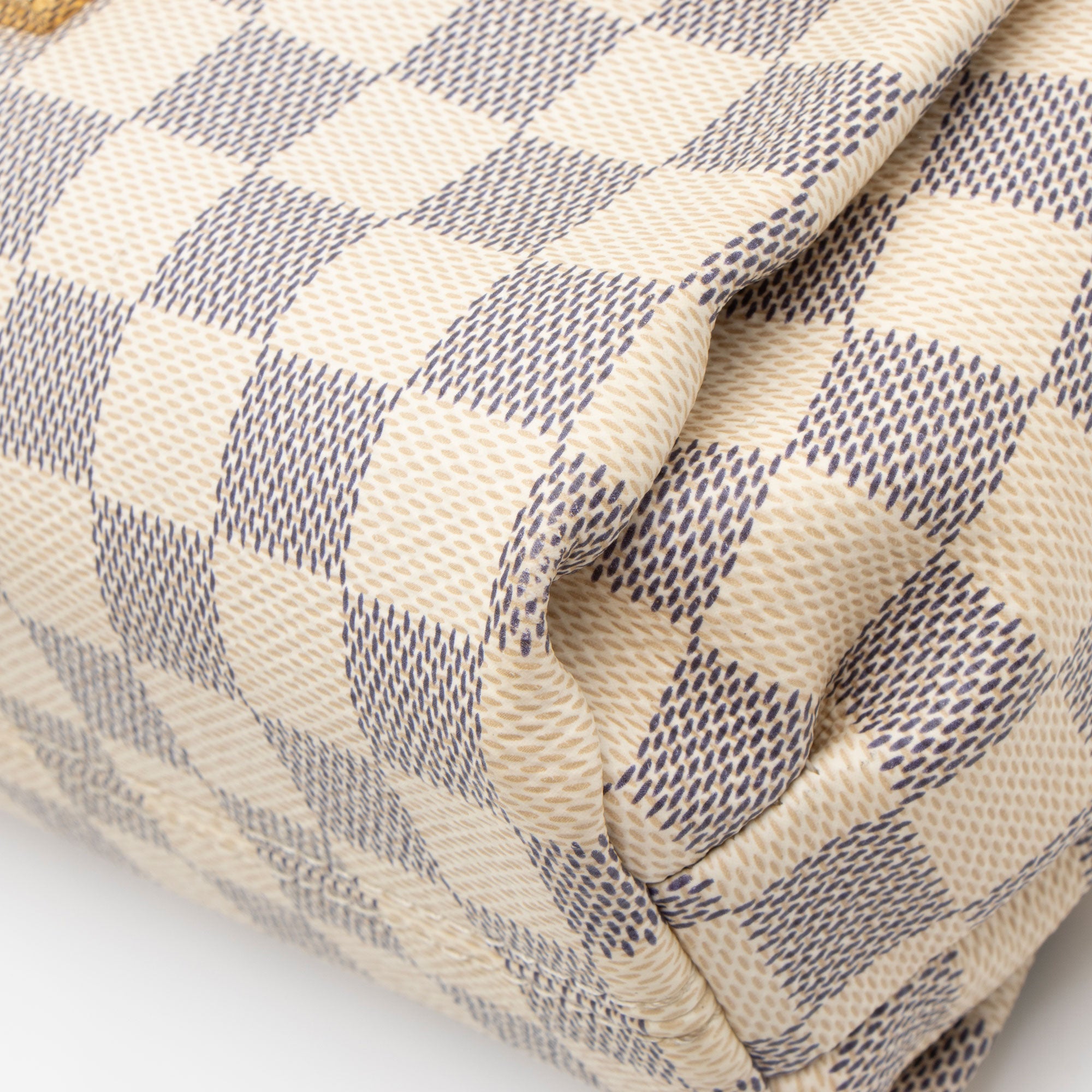 Louis Vuitton Damier Azur Croisette Shoulder Bag (SHF-crwpX0)