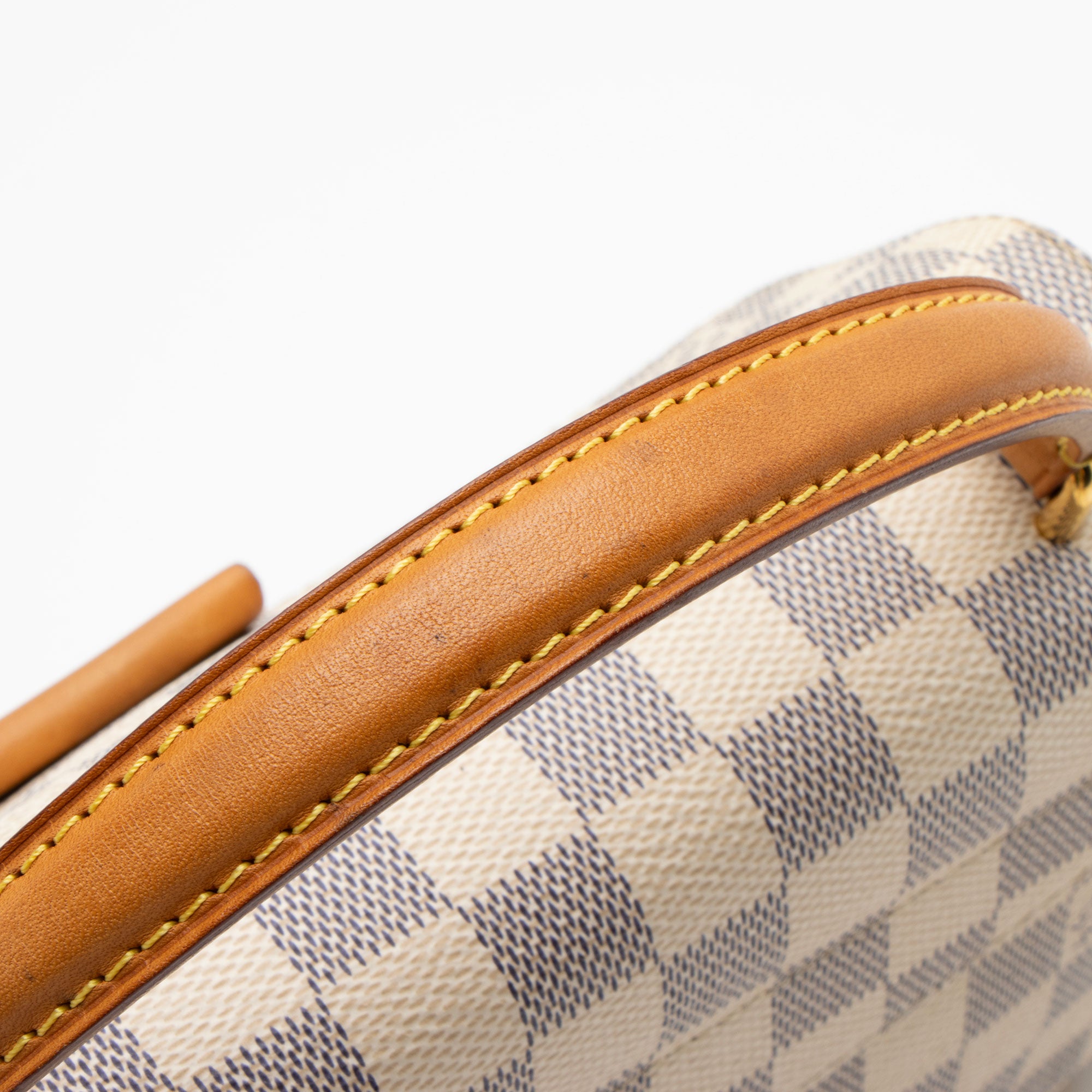 Louis Vuitton Damier Azur Croisette Shoulder Bag (SHF-crwpX0)