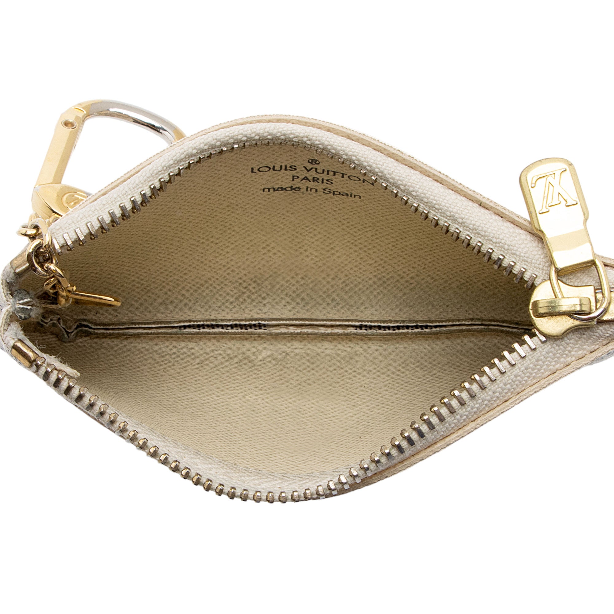 Louis Vuitton Damier Azur Key Pouch (SHF-cdVVcJ)