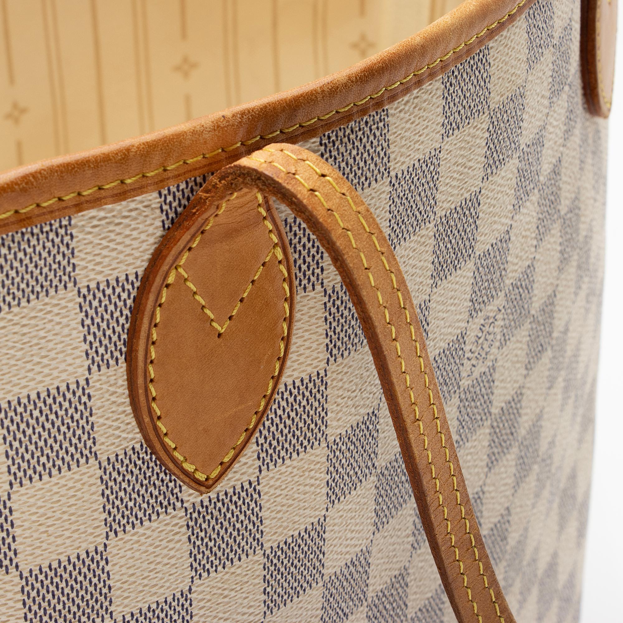 Louis Vuitton Damier Azur Neverfull MM Tote (SHF-bsFsnX)