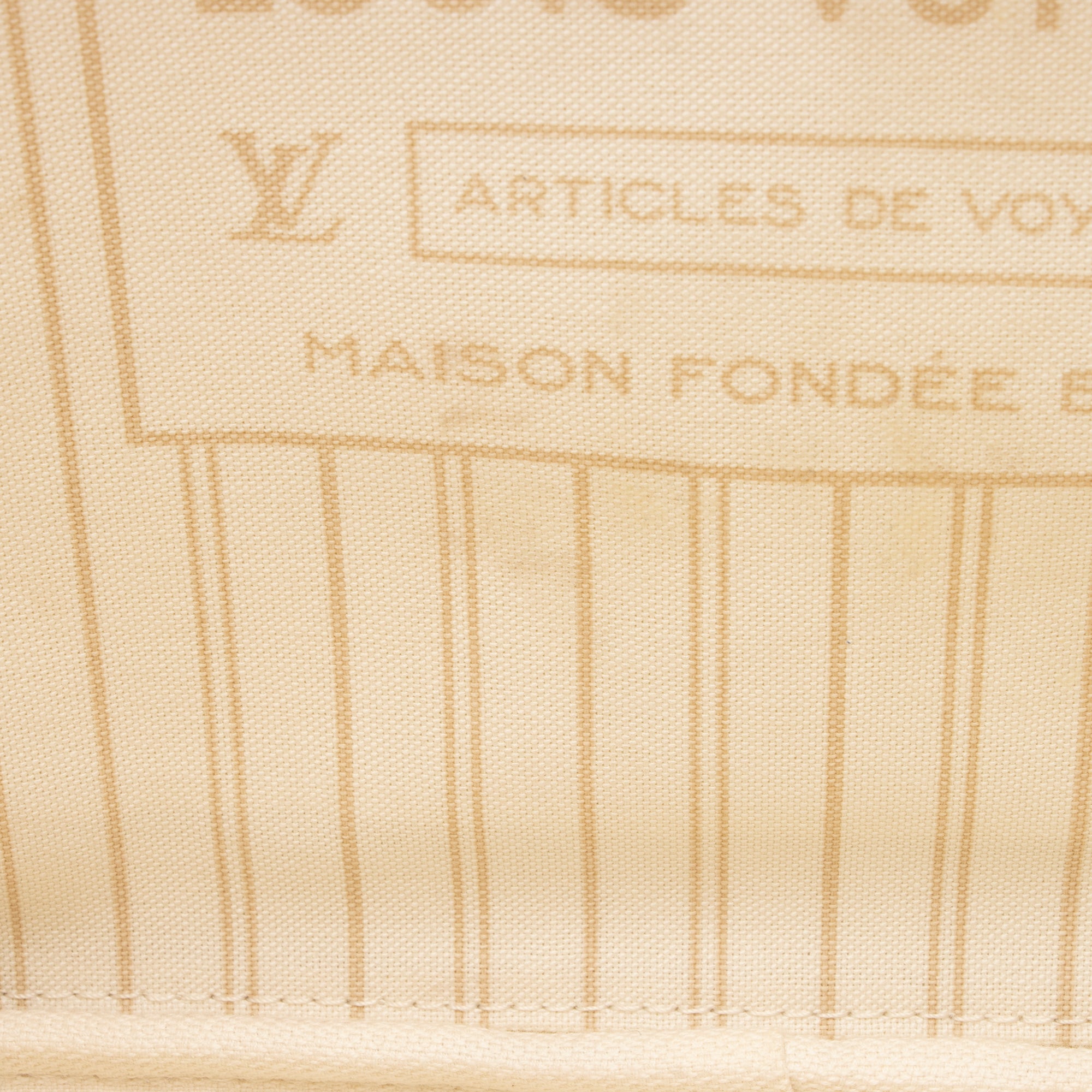Louis Vuitton Damier Azur Neverfull MM Tote (SHF-LojKbI)