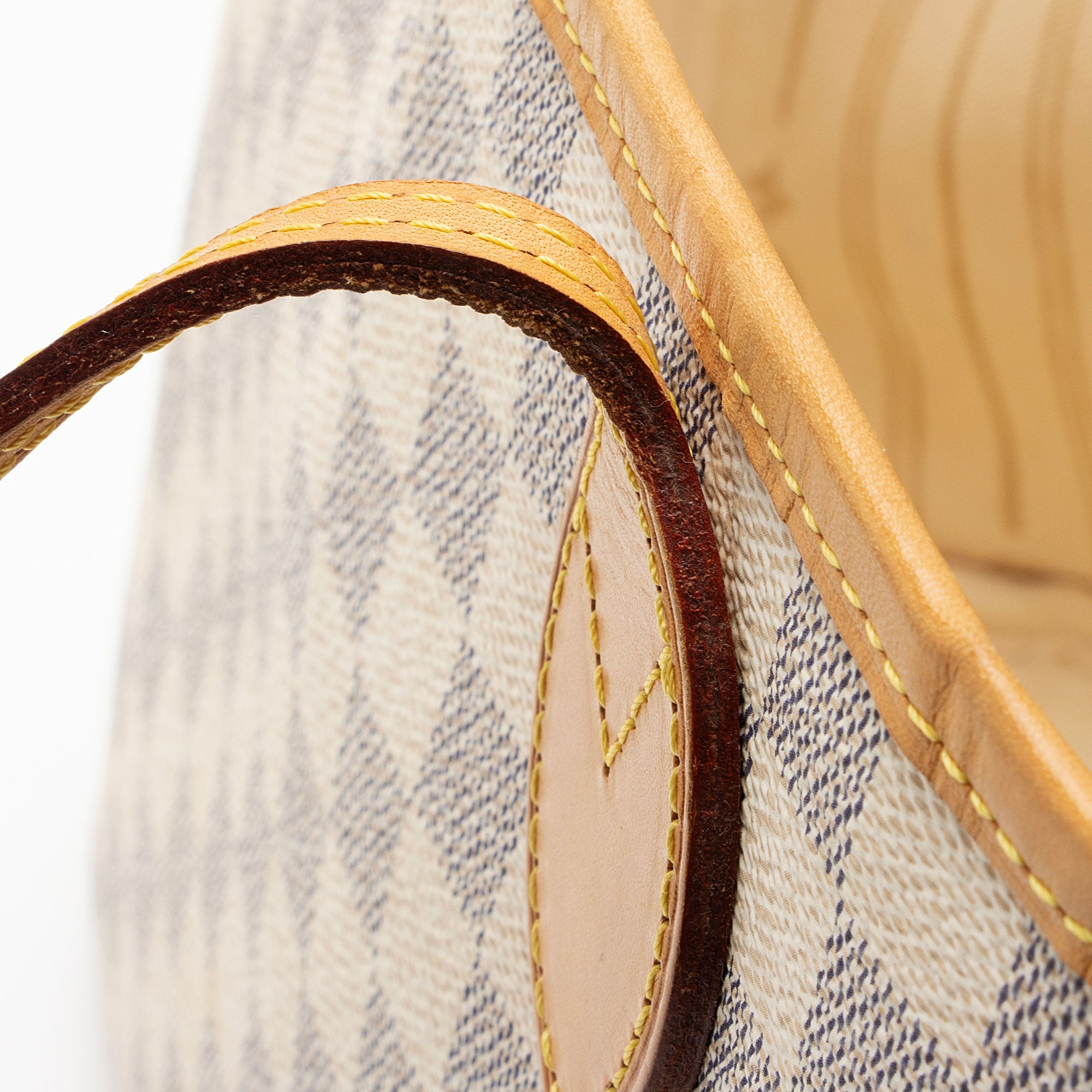 Louis Vuitton Damier Azur Neverfull PM Tote (SHF-J4KzAC)