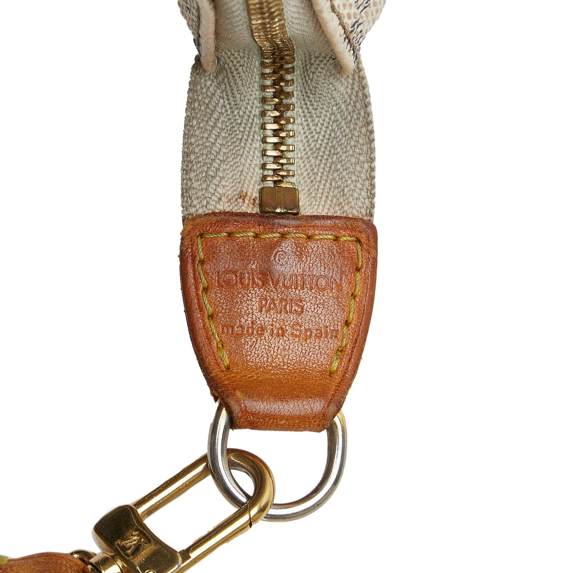 Louis Vuitton Damier Azur Pochette Accessoires (SHG-z72A7o)