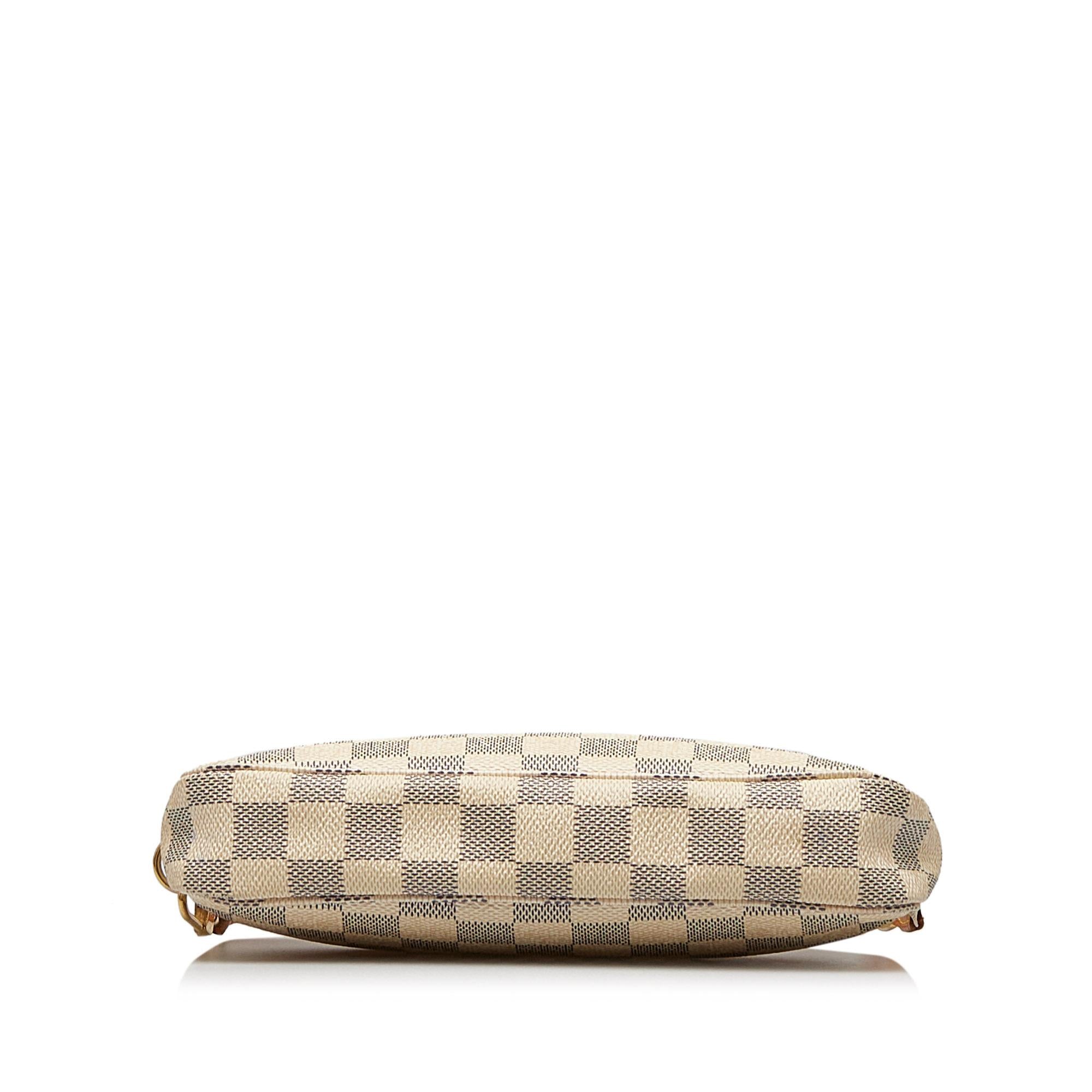 Louis Vuitton Damier Azur Pochette Accessoires (SHG-YE0zGy)