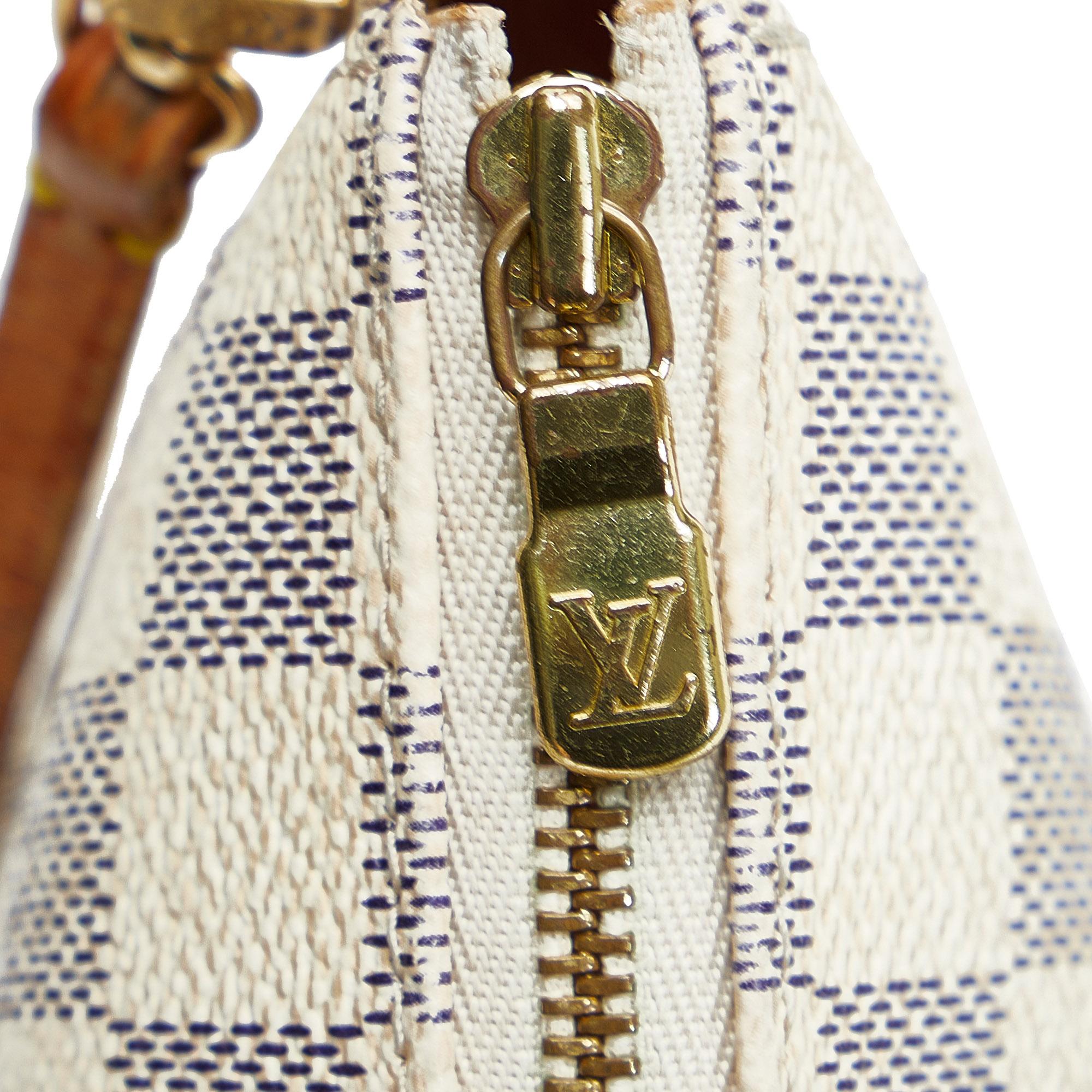 Louis Vuitton Damier Azur Pochette Accessoires (SHG-YE0zGy)