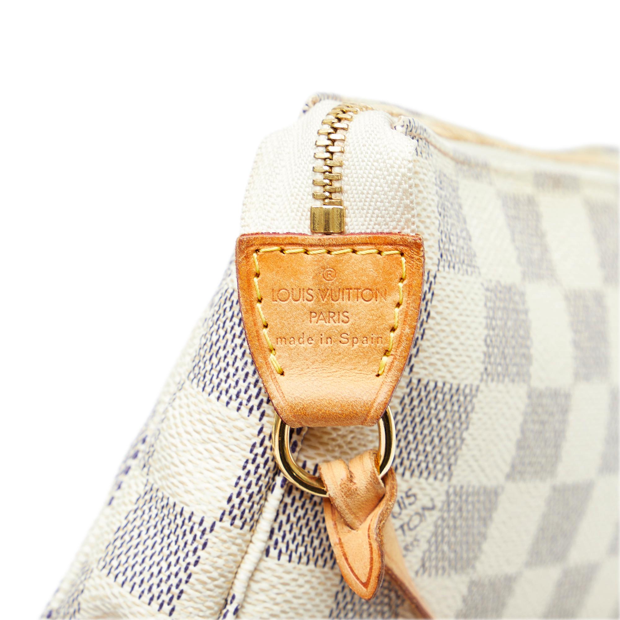 Louis Vuitton Damier Azur Pochette Accessoires (SHG-nU3hzW)