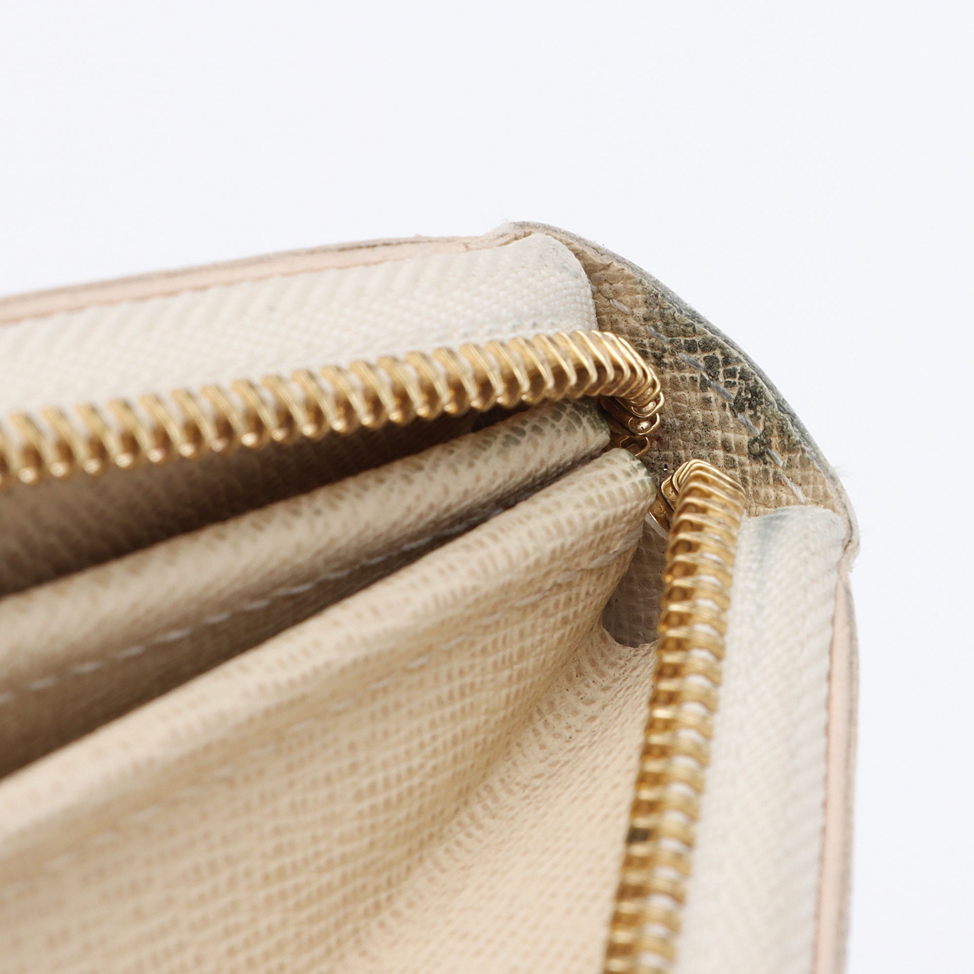 Louis Vuitton Damier Azur Zippy Wallet (SHF-oD8Bbk)