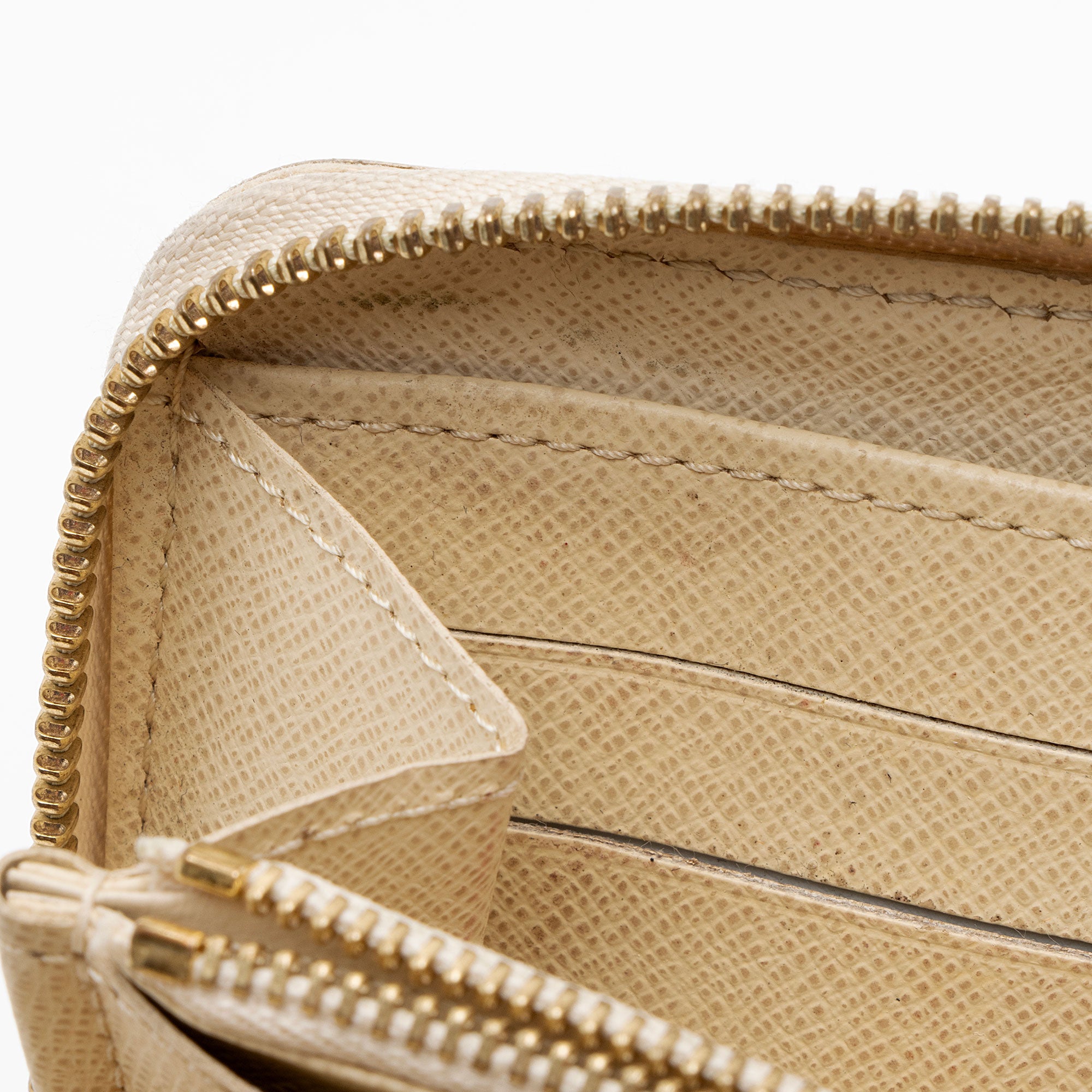 Louis Vuitton Damier Azur Zippy Wallet (SHF-L80eeC)