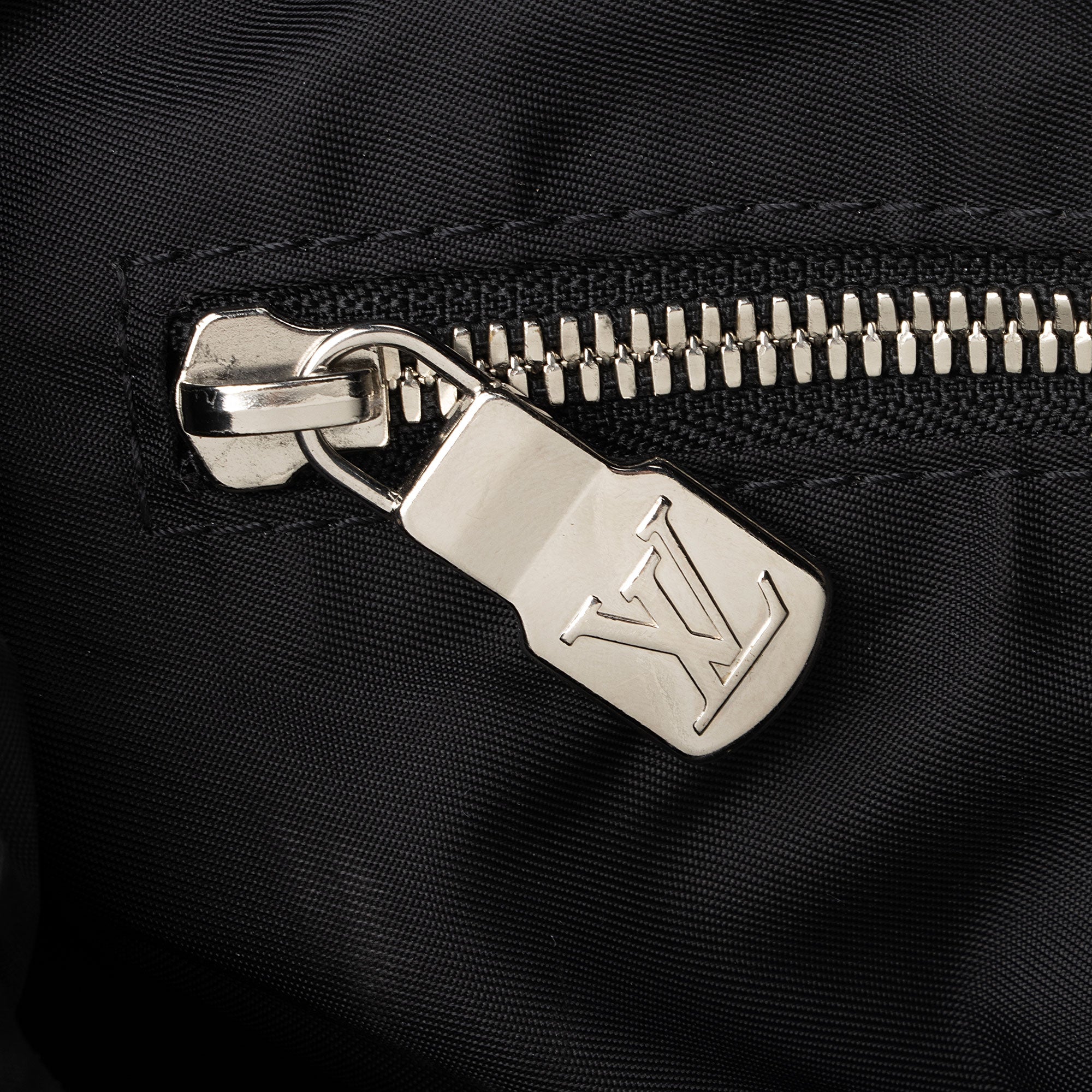 Louis Vuitton Damier Cobalt Matchpoint Hybrid Backpack (SHF-MLWCVZ)