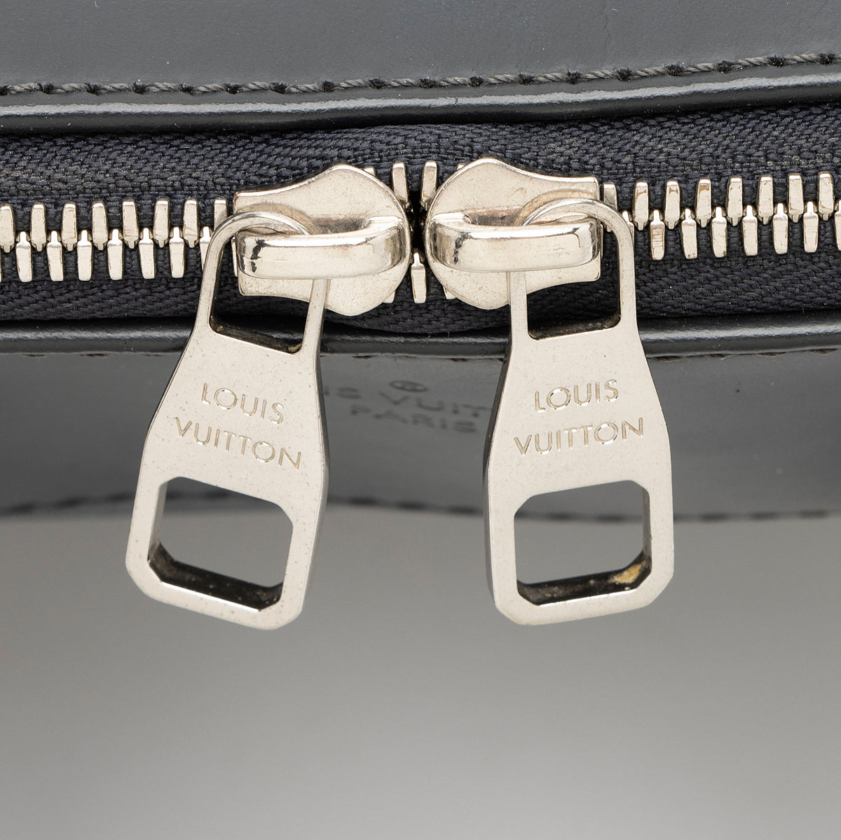 Louis Vuitton Damier Cobalt Porte Documents Jour Bag
