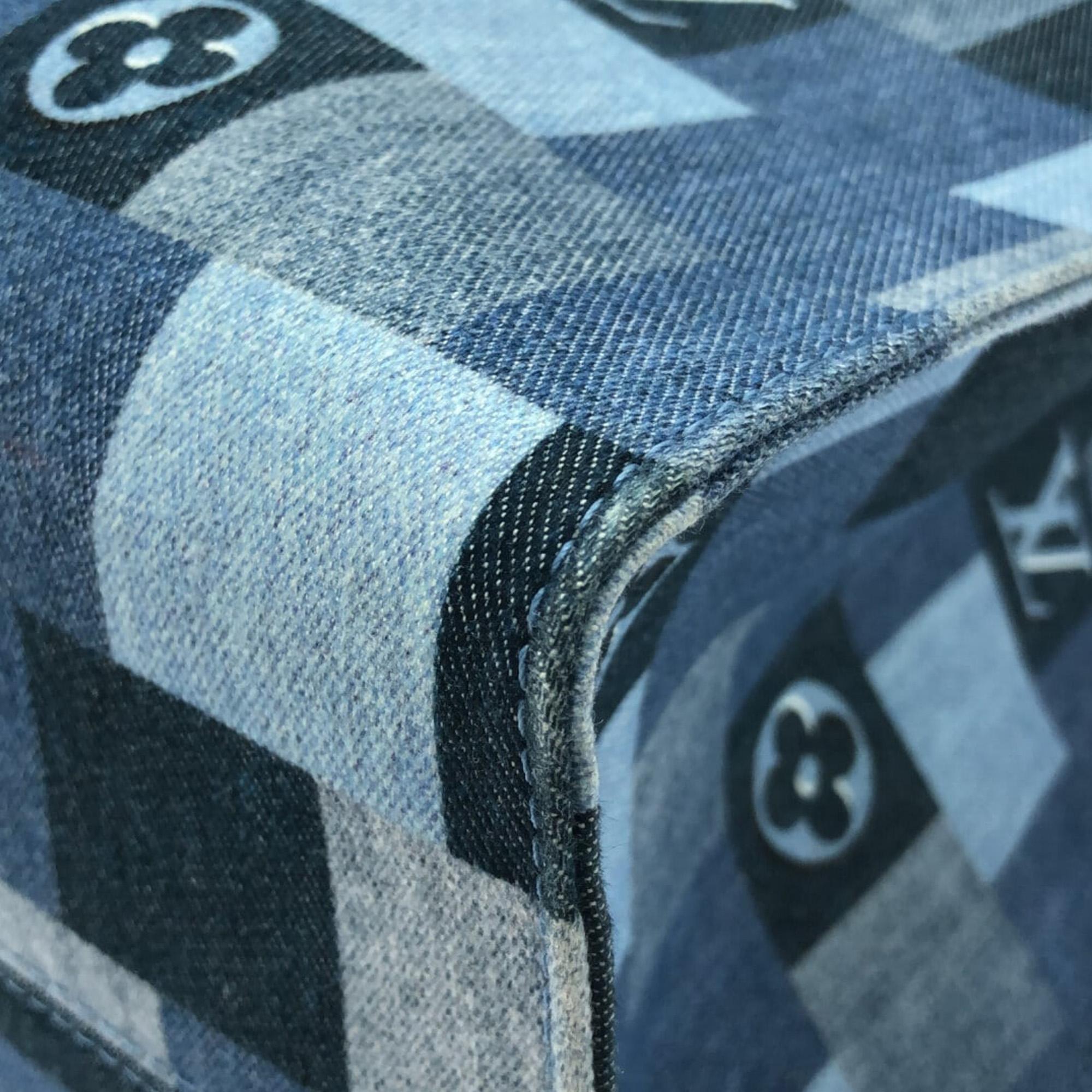 Louis Vuitton Damier Denim Onthego GM (SHG-Dva1Zr)