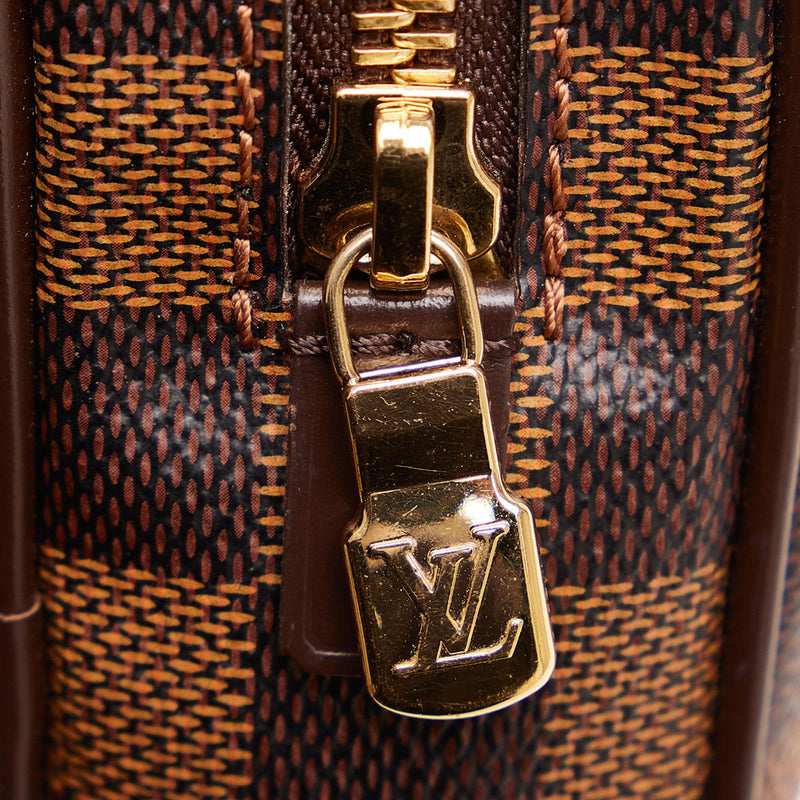 Louis vuitton brooklyn bum bag hotsell