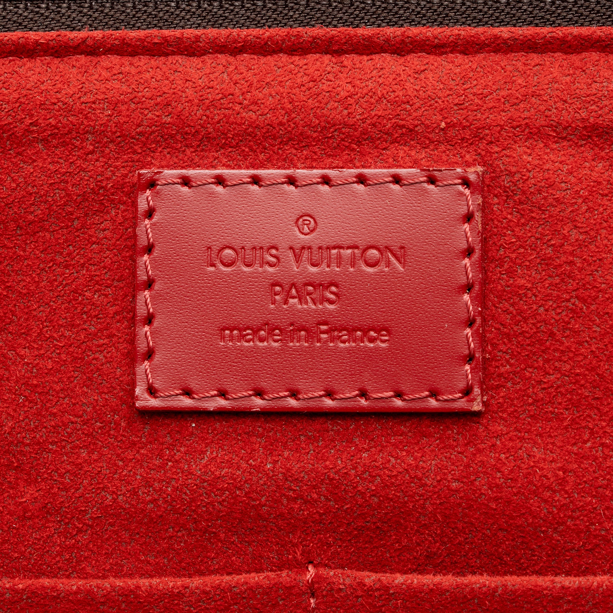 Louis Vuitton Damier Ebene Caissa PM Tote (SHF-Xs0T8U)