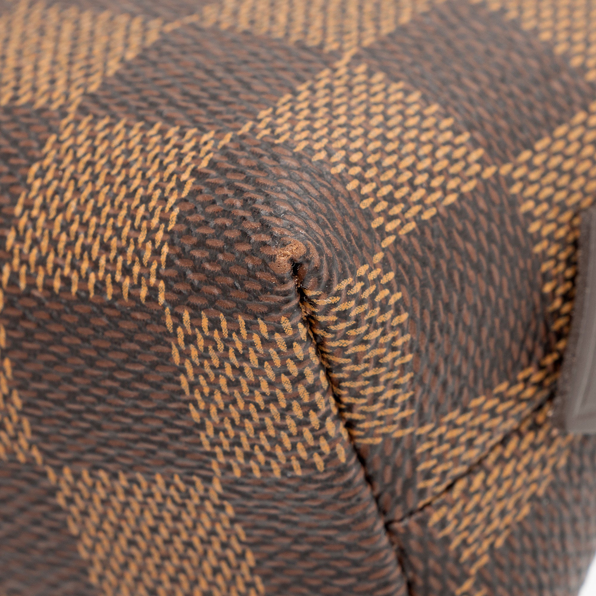 Louis Vuitton Damier Ebene Cosmetic Pouch (SHF-mHisZS)