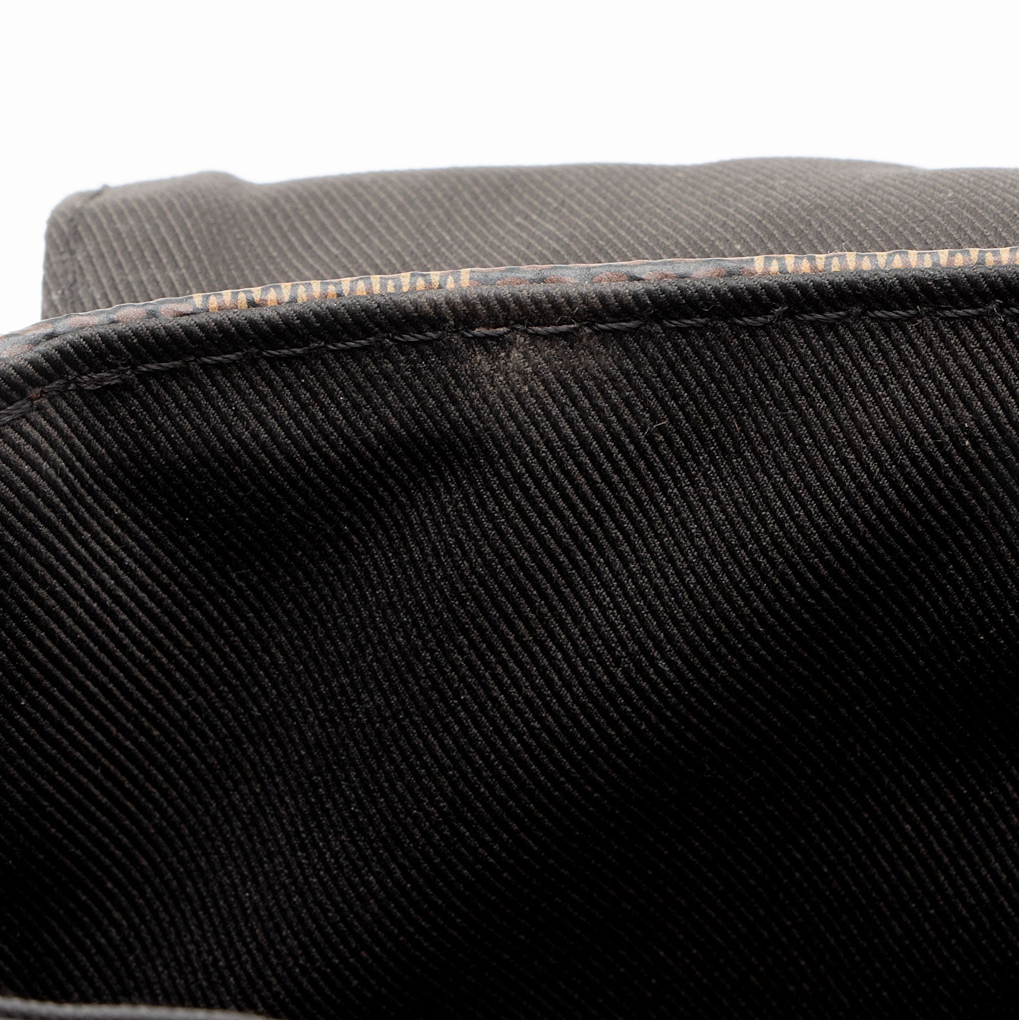 Louis Vuitton Damier Ebene District PM Messenger Bag (SHF-bEG8rt)