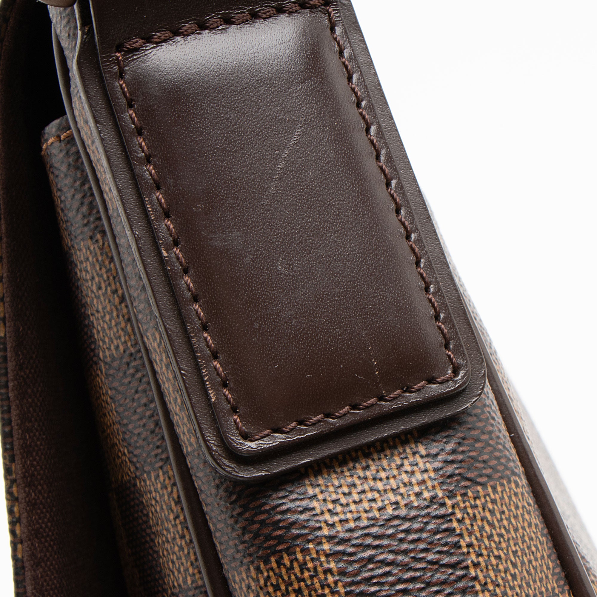 Louis Vuitton Damier Ebene District PM Messenger (SHF-Ix4RiJ)
