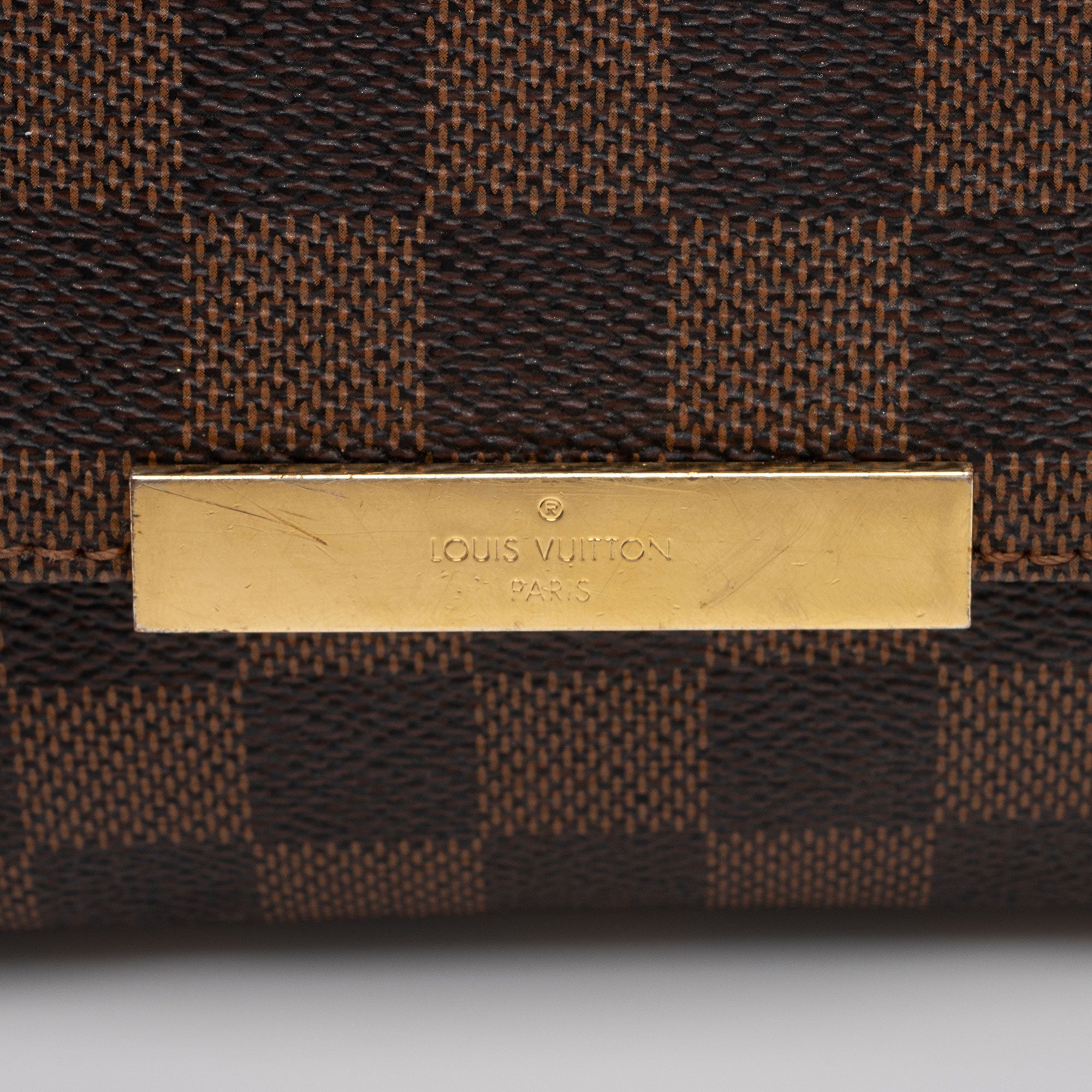 Louis Vuitton Damier Ebene Favorite MM Shoulder Bag (SHF-N1EPoh)