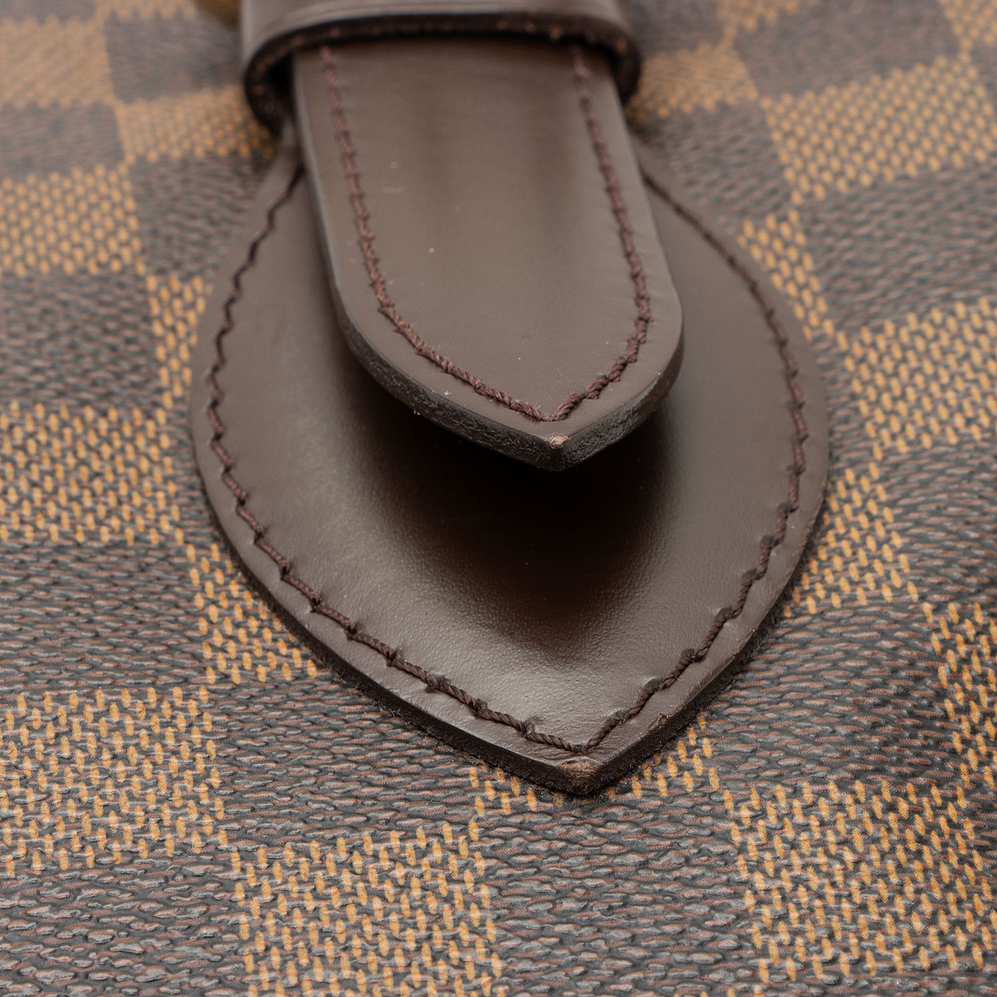 Louis Vuitton Damier Ebene Hampstead MM Tote (SHF-beZ8jV)
